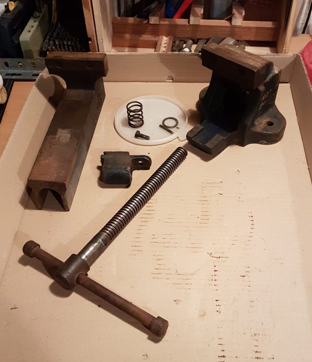 Étau Woden restauré 