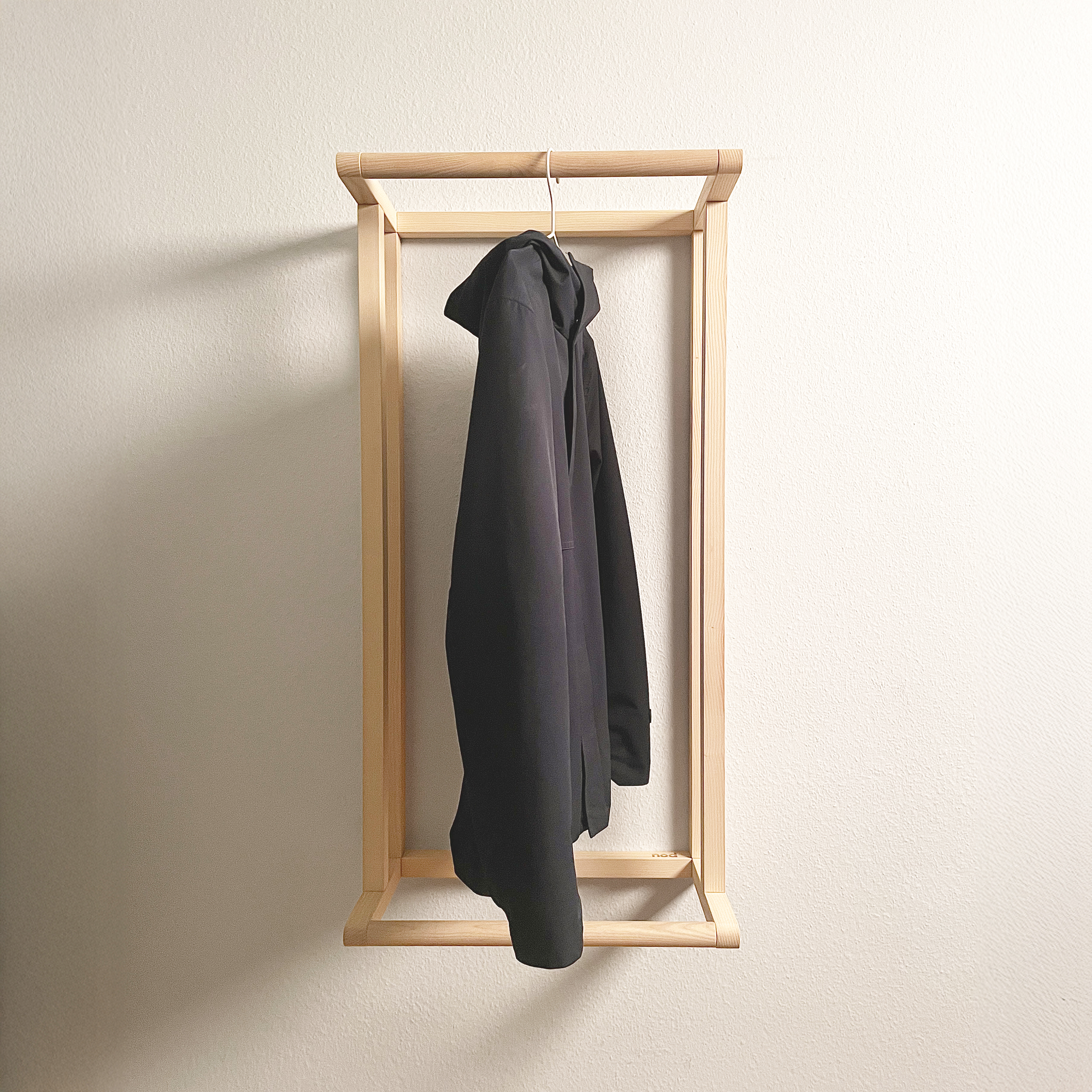 Minimalistische Garderobe SQUARE