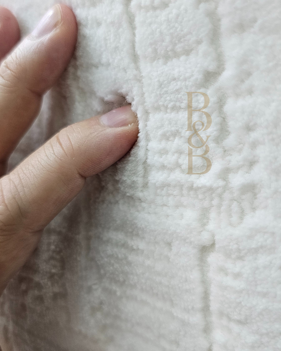 Cama de casal moderna