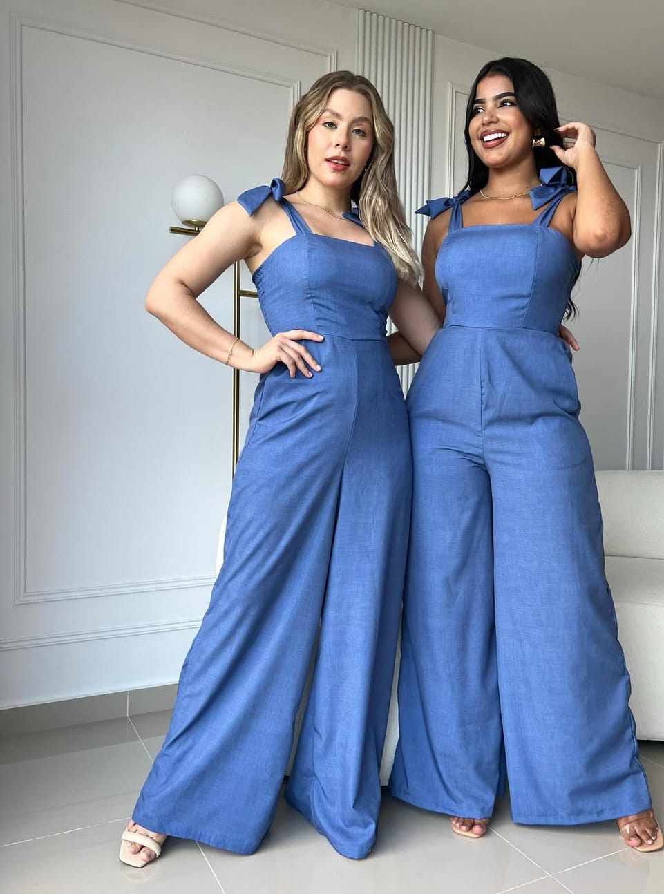 Enterizo azul de mujer