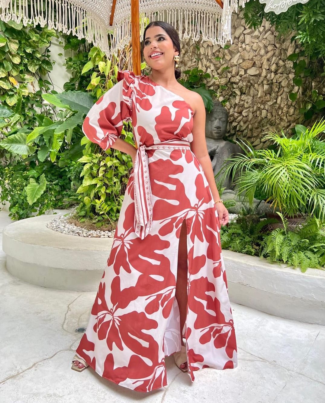 Vestido largo estampado de un solo hombro