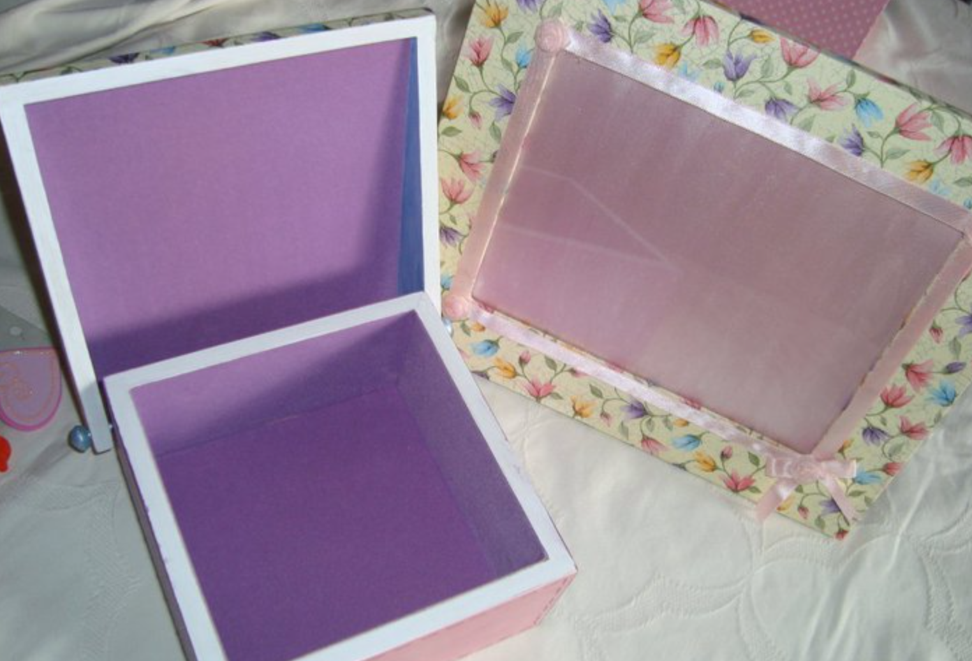 Conjunto decorativo: caixa + moldura