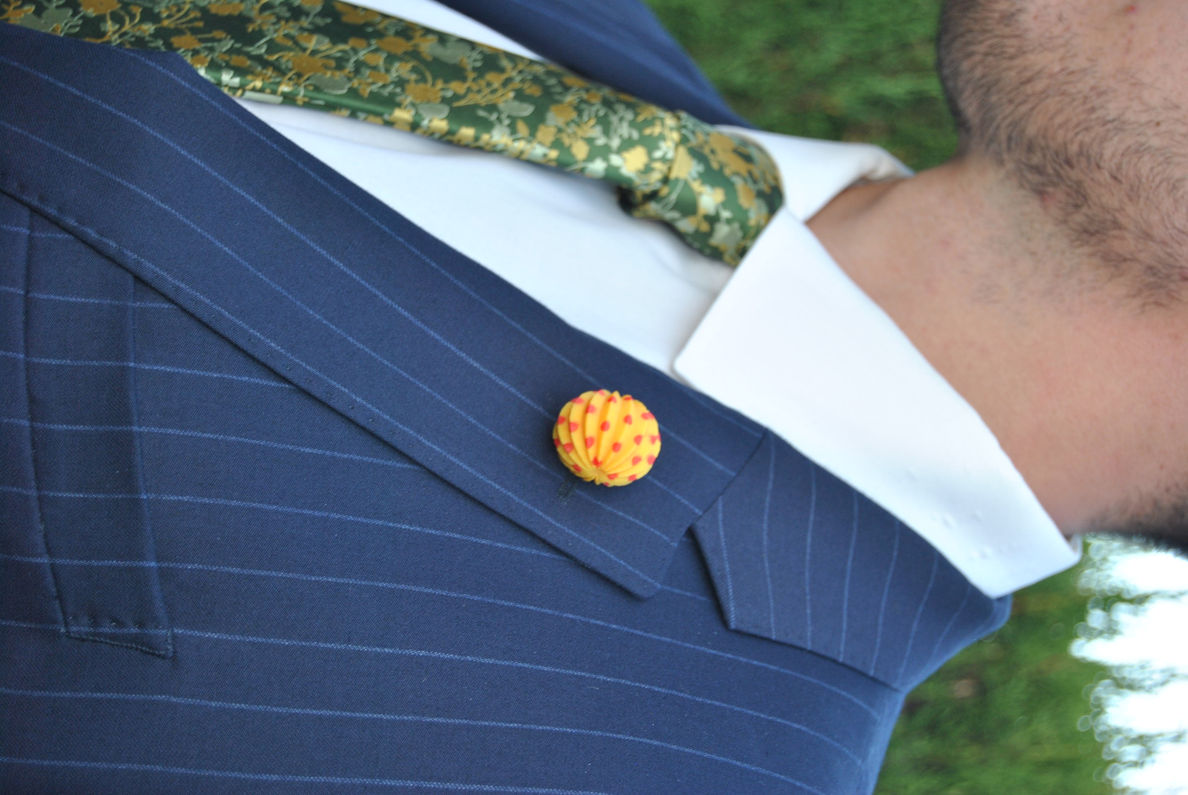 Farolillo – Amarillo con lunares rojos