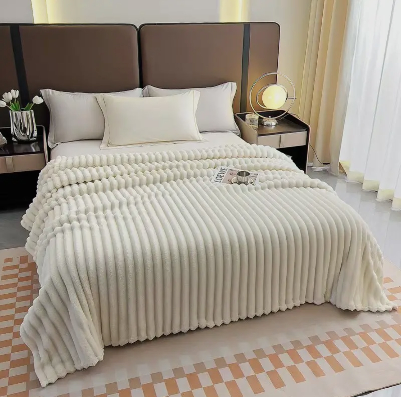 Plush Ribbed White Blanket
