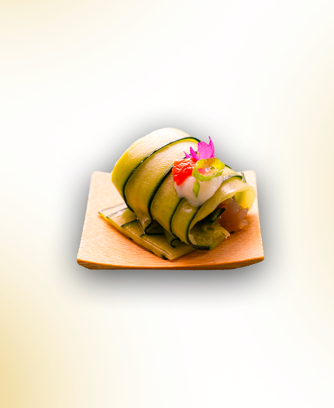 MAKI DE COURGETTE - CREVETTES ÉPICES JERK, AVOCAT