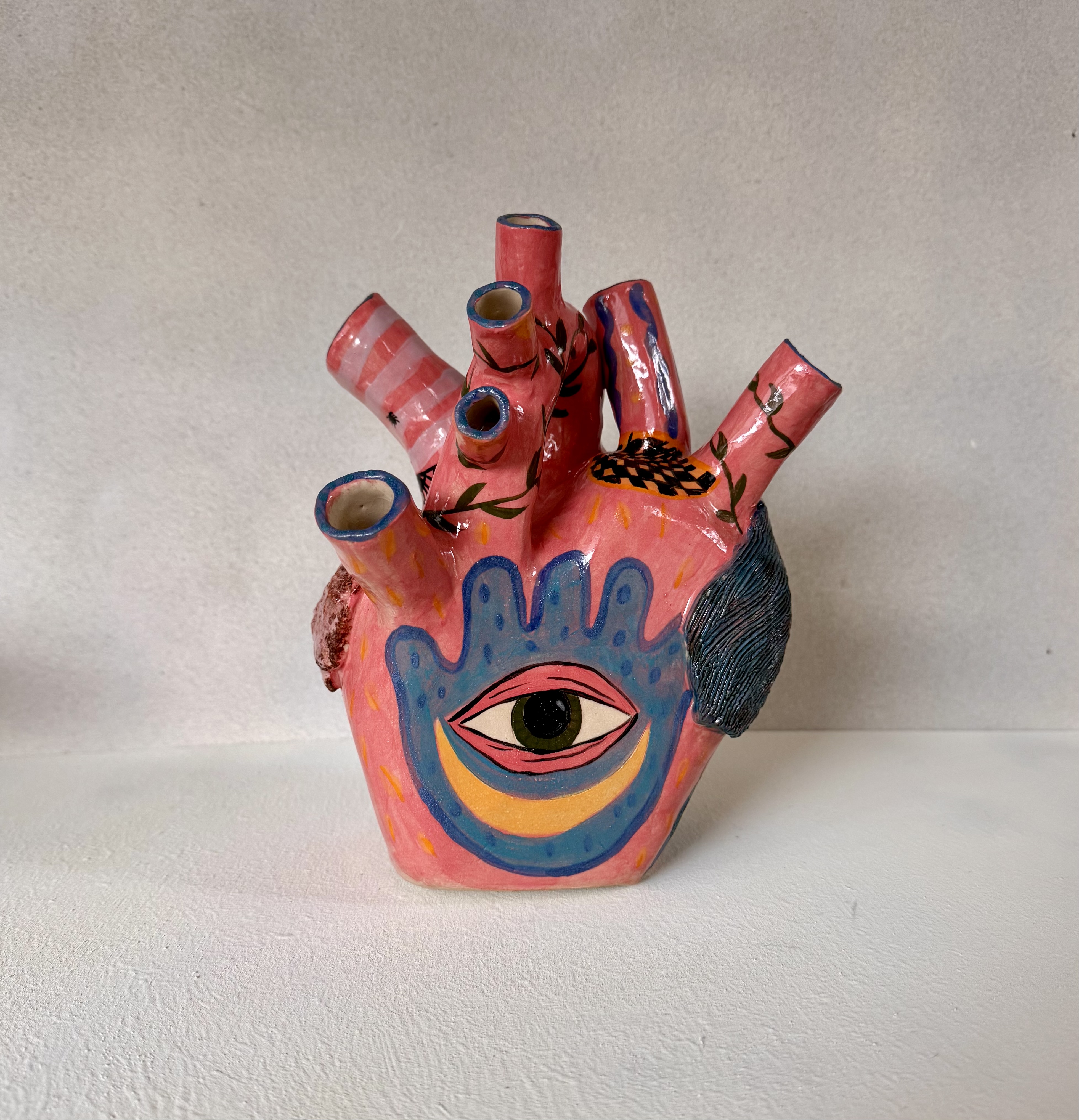 Mi Corazón Vase