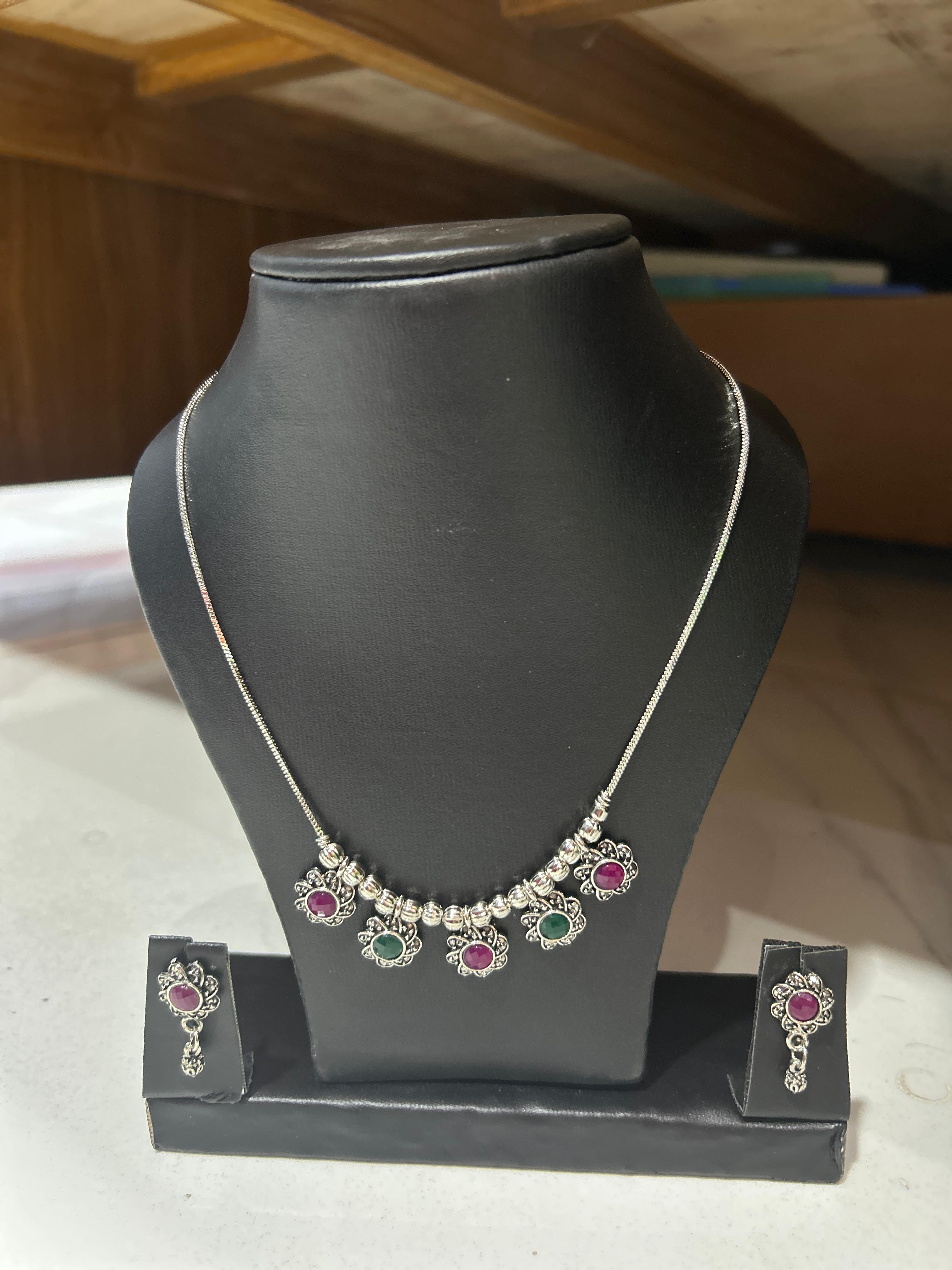 Elegant Stone-Studded Necklace Set