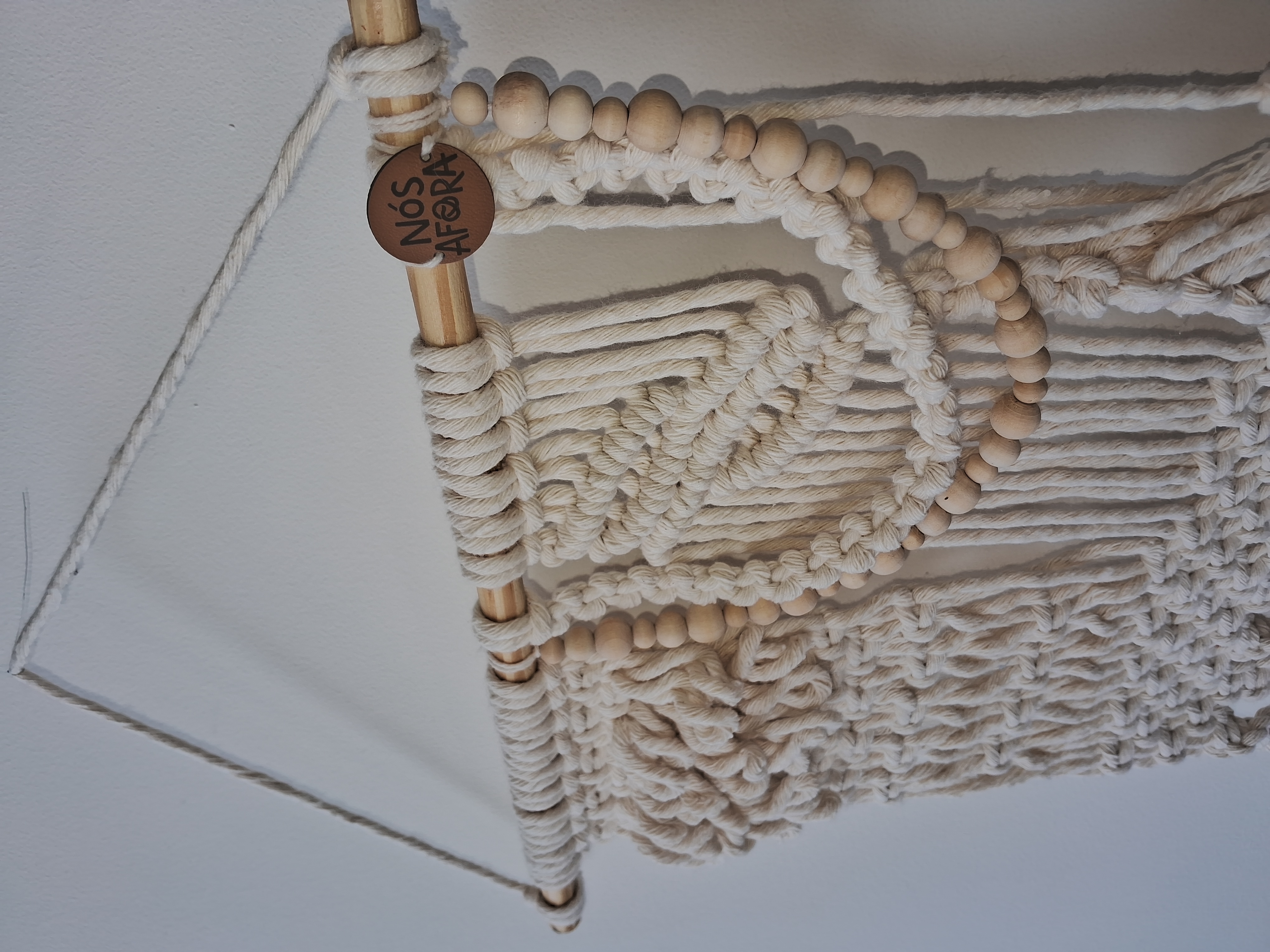 Entrelaços – Painel orgânico com pendentes