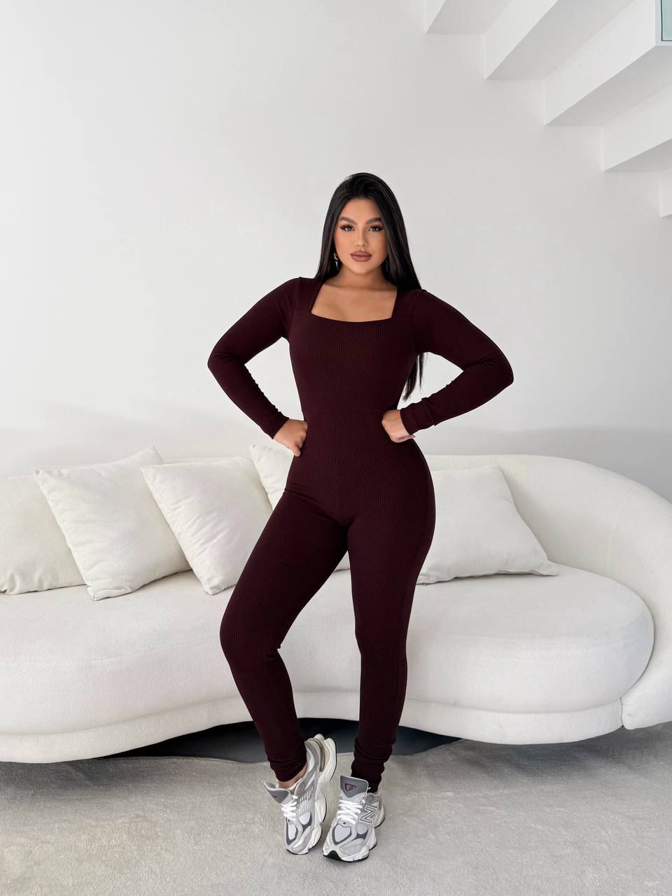 MACACÃO DECOTE QUADRADO MANGA LONGA