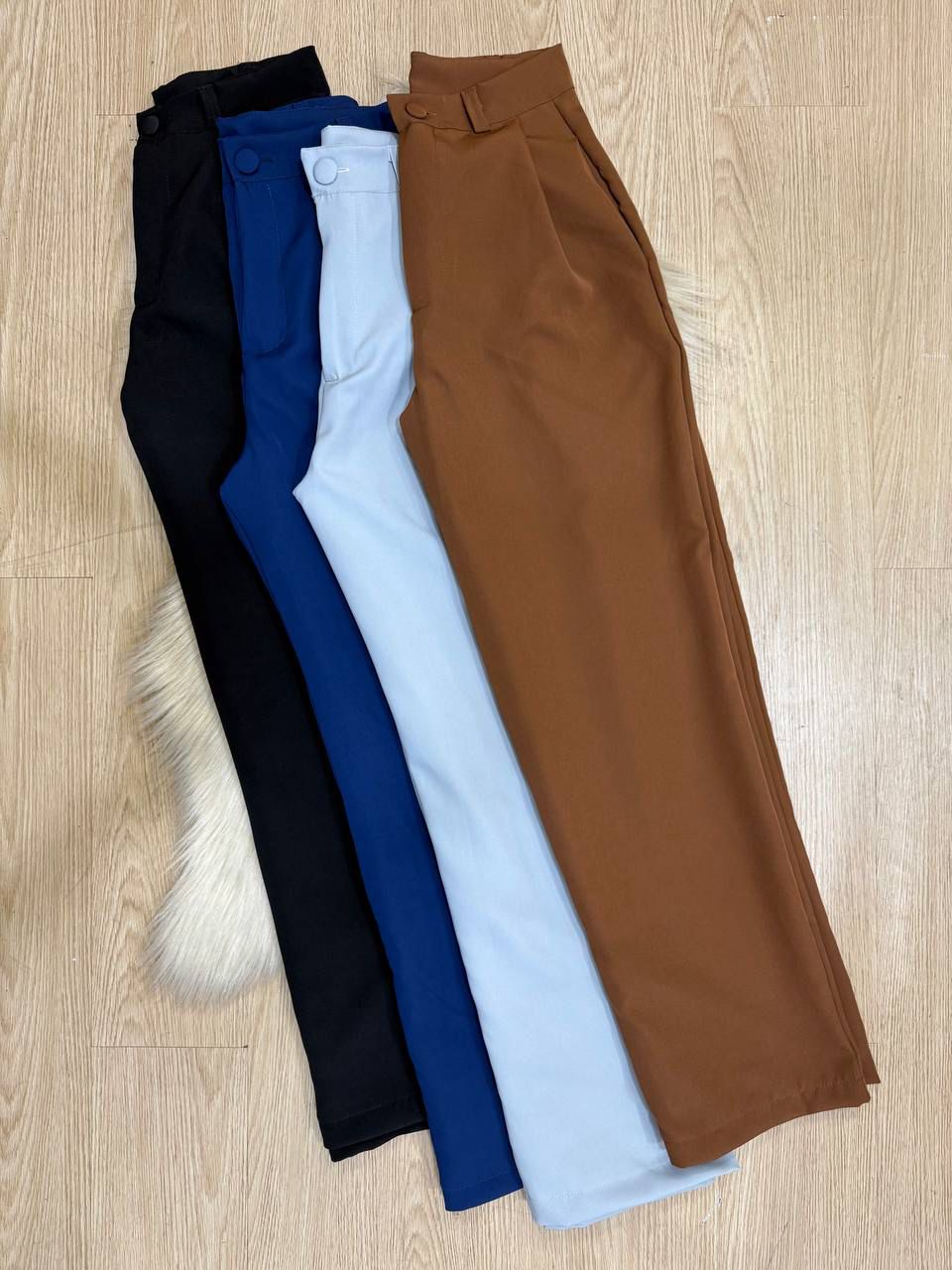 CALÇA ALFAIATARIA BOTÃO ENCAPADO