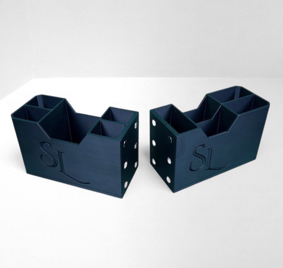 Desktop tool organizer with magnets