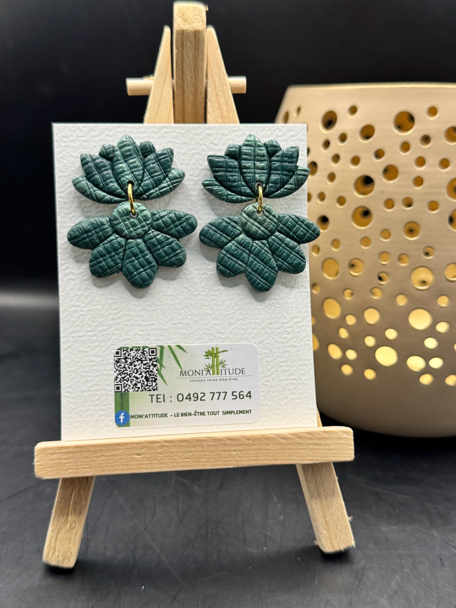 Boucles d'oreilles Fleur de Lotus en pâte polymère