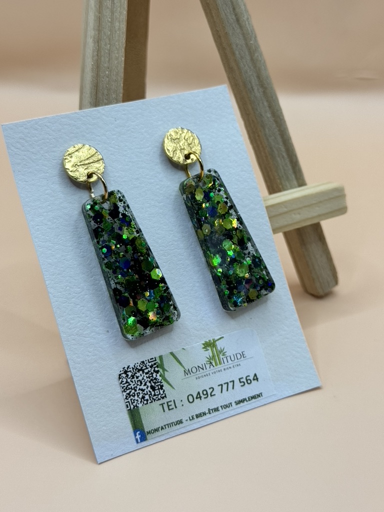 Boucles d'oreilles en résine