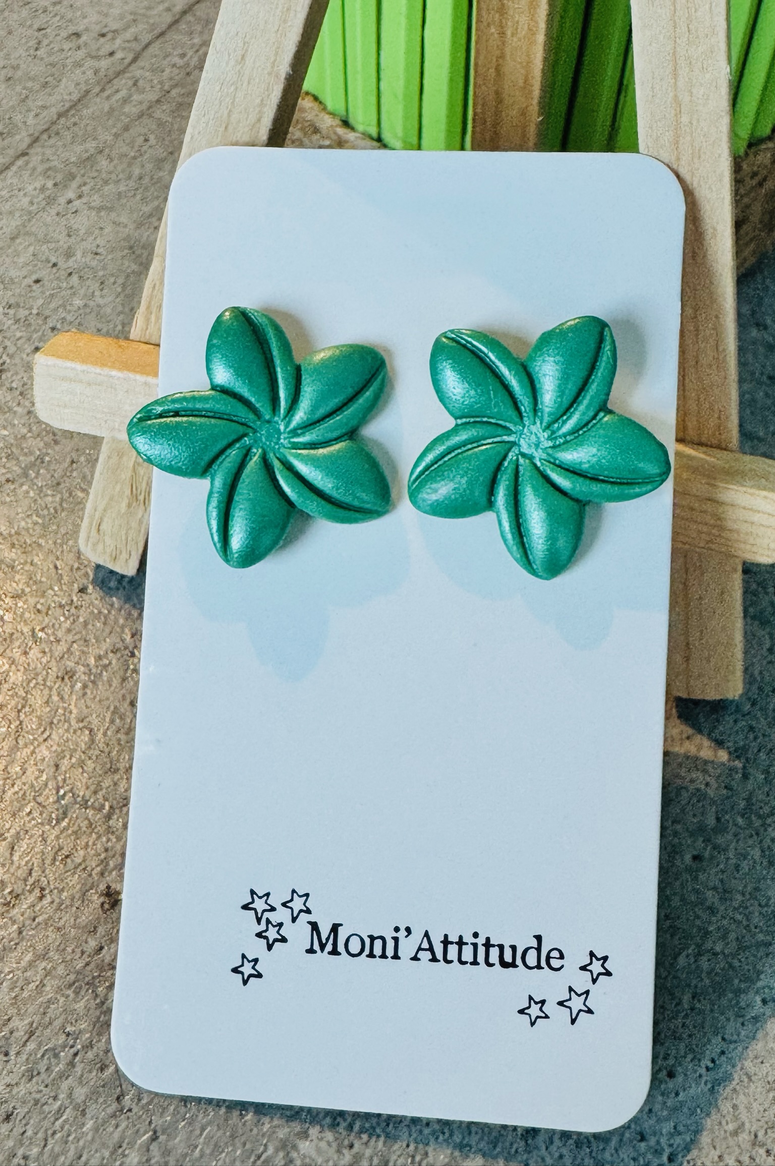 Boucles d’oreilles fleur vertes