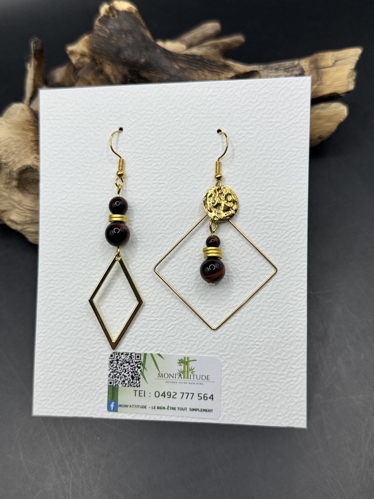 Boucles d’oreilles géométriques en perles naturelles