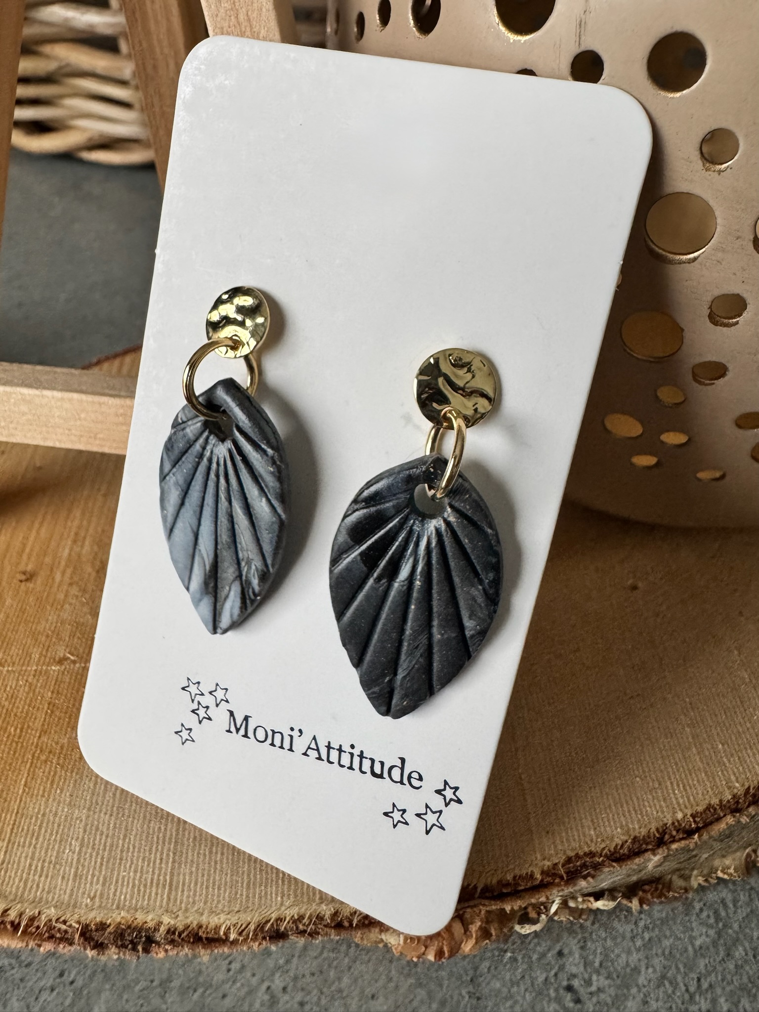 Boucles d'oreilles design feuille marbré