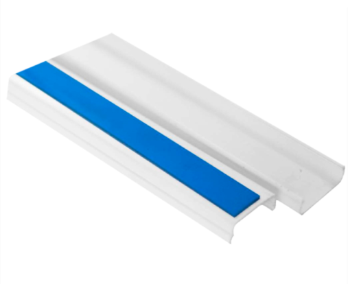 Canaleta plástica 12mm x 8mm x 2 metros con adhesivo azul Mercury