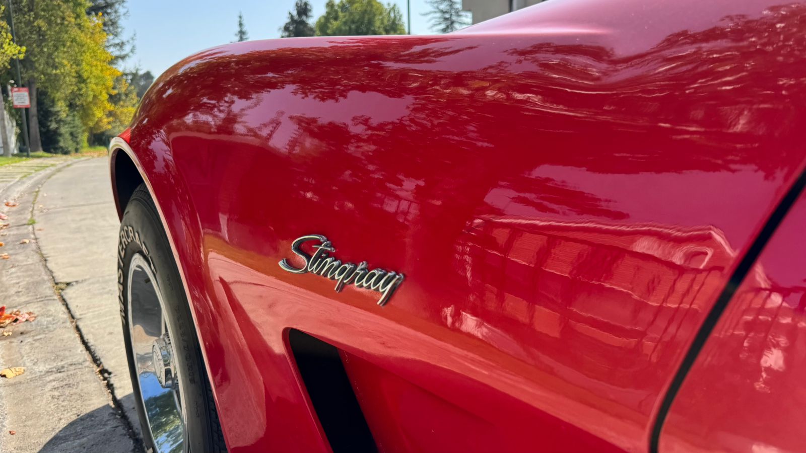 Chevrolet Corvette 1973 Stingray Rojo - Película Boogie Nights