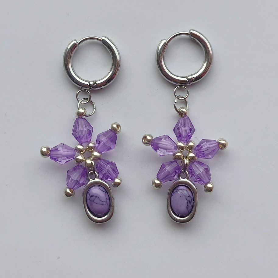 Purple Bloom Howliet Oorbellen