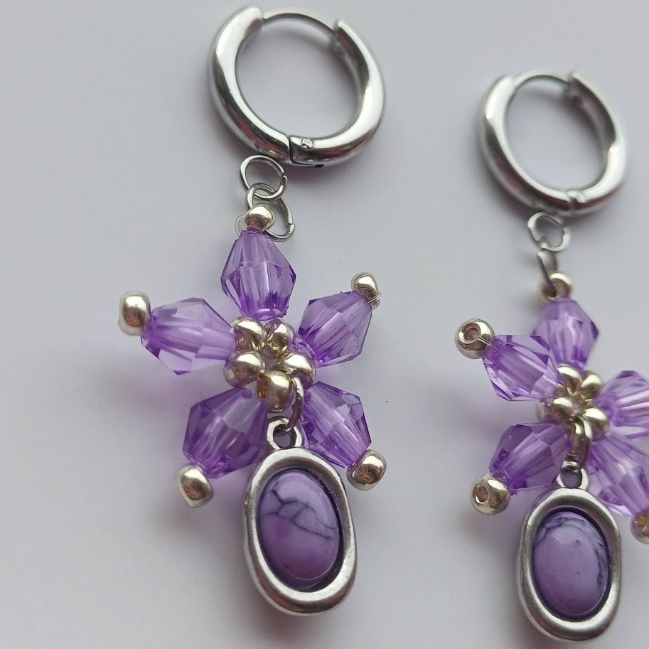 Purple Bloom Howliet Oorbellen