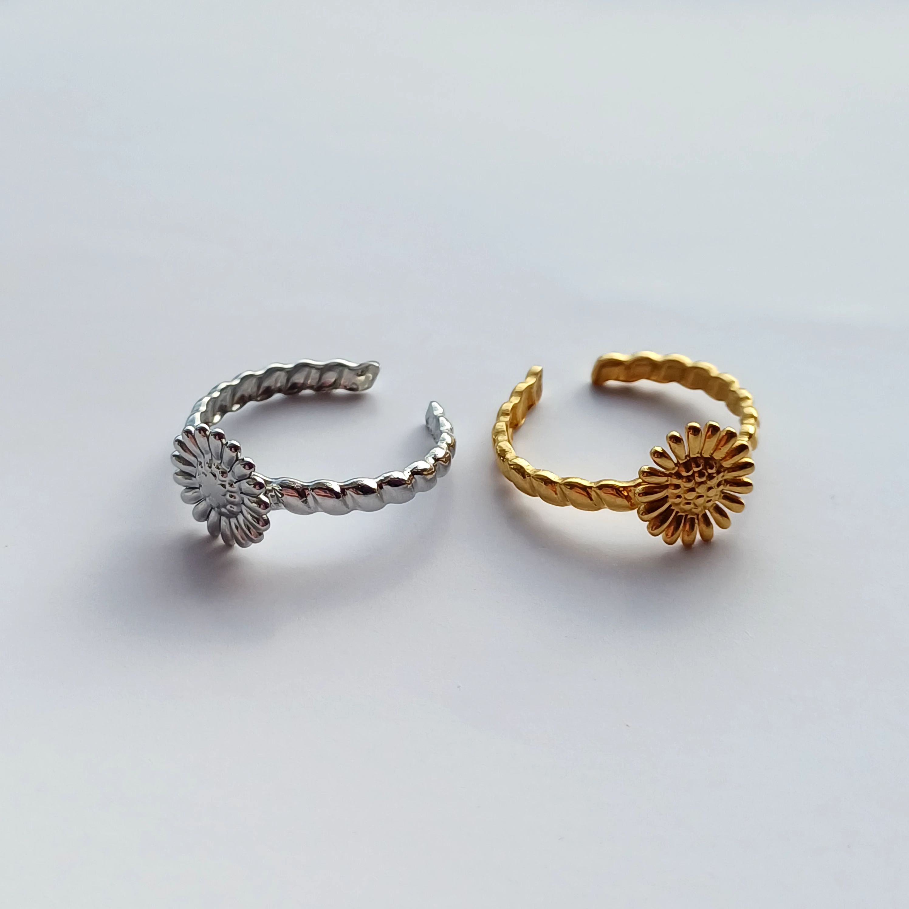 Bloom Ring