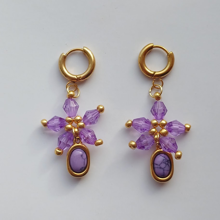 Purple Bloom Howliet Oorbellen