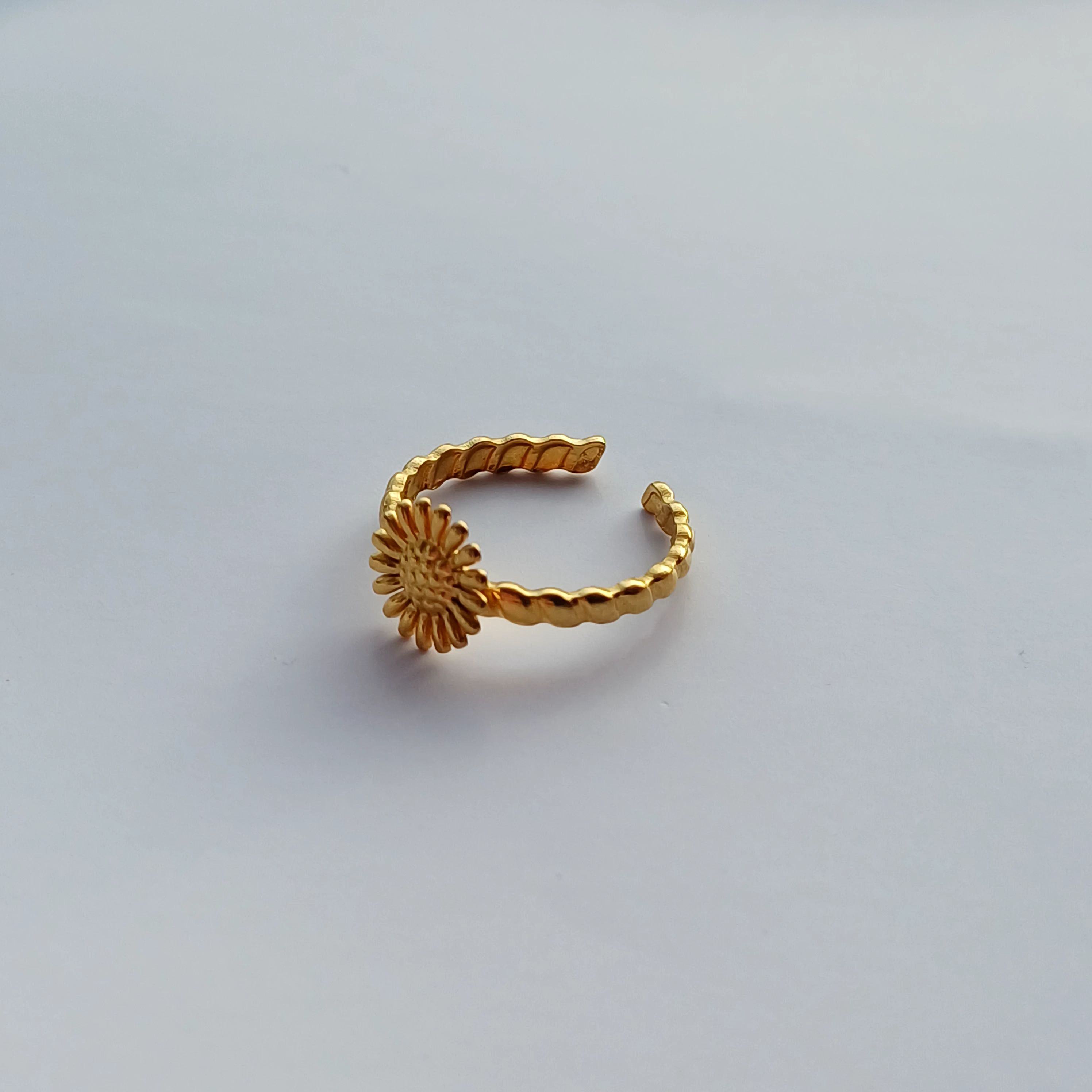 Bloom Ring