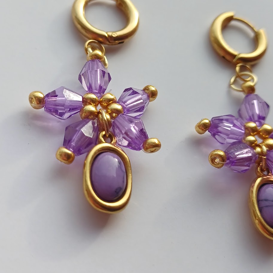 Purple Bloom Howliet Oorbellen