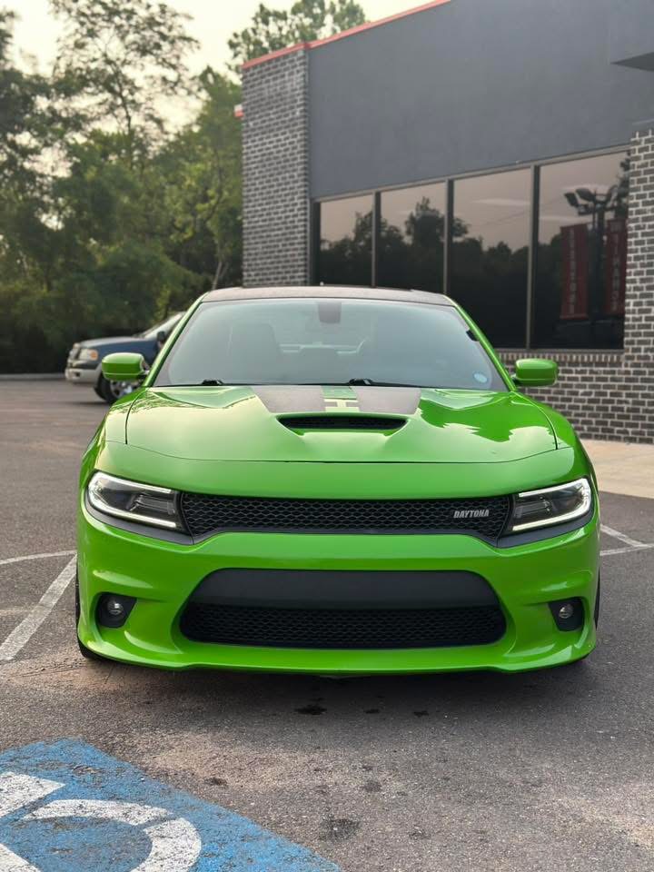 Dodge Charger SRT