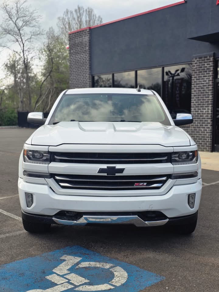 2017 Chevy Silverado K1500 LTZ – 4x4 Powerhouse! 🔥