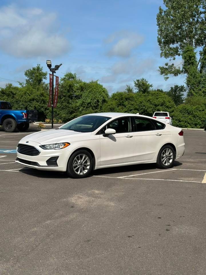 Ford Fusion Sedan