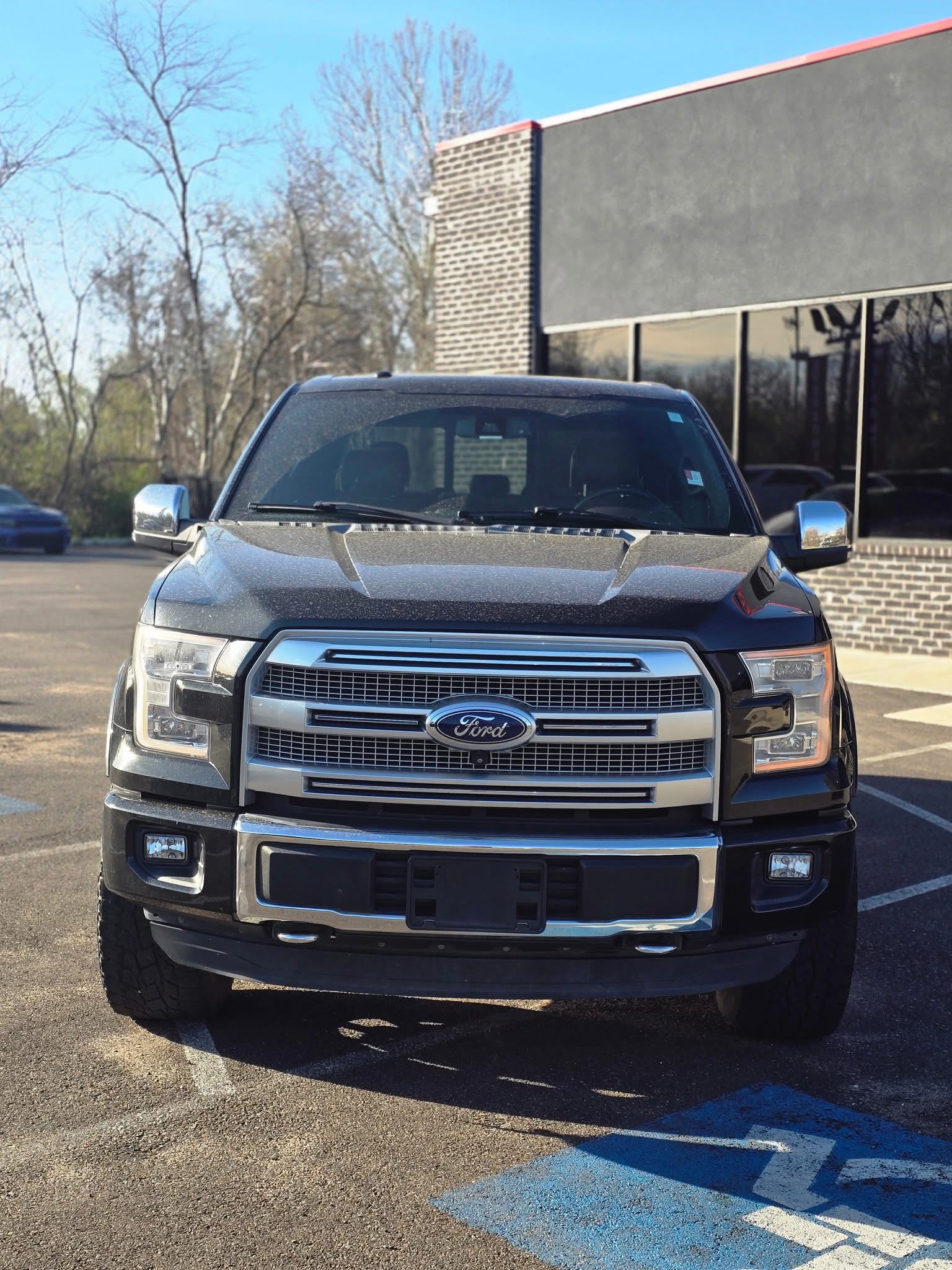 🖤 2015 Ford F-150 Platinum 4X4 – Fully Loaded Luxury Truck! 🖤