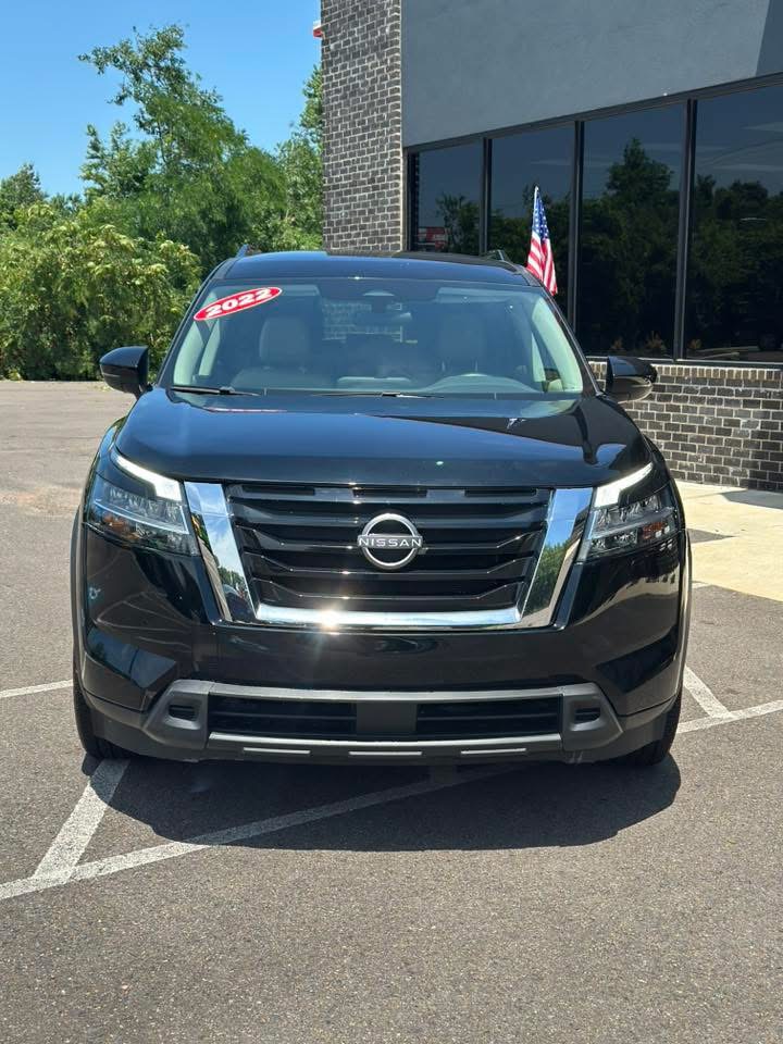 🚗 2022 Nissan Pathfinder SV