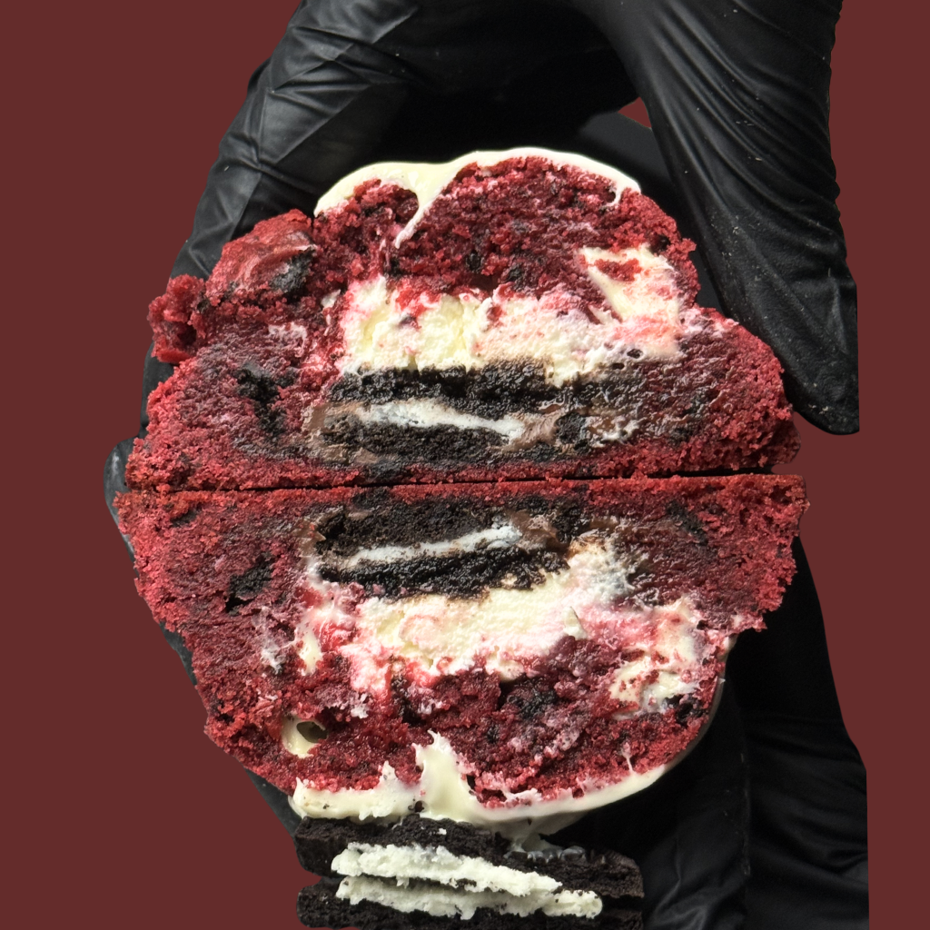 Red Velvet Oreo Cheesecake 