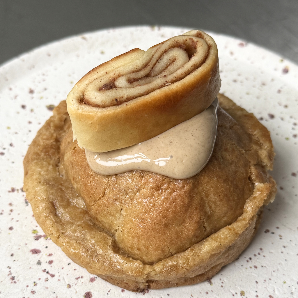 Cinnamon Roll Cookie
