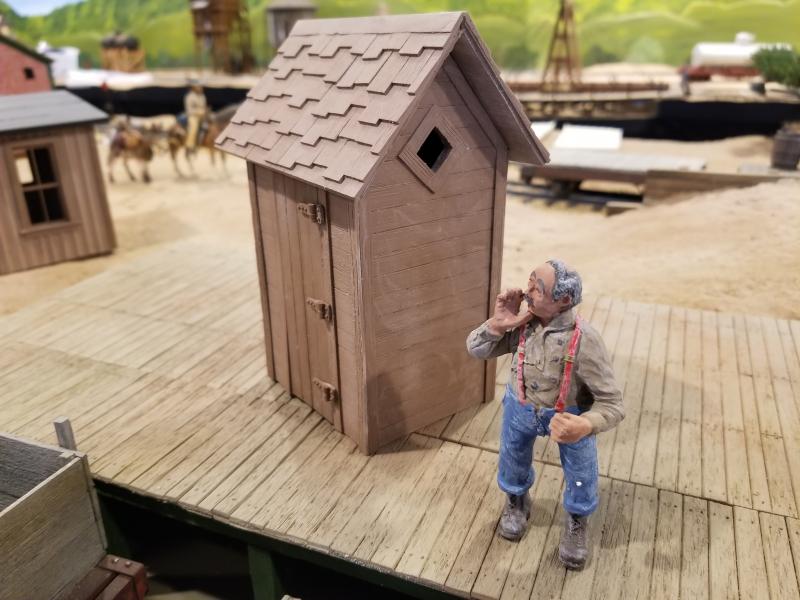 1:20.3 scale Outhouse