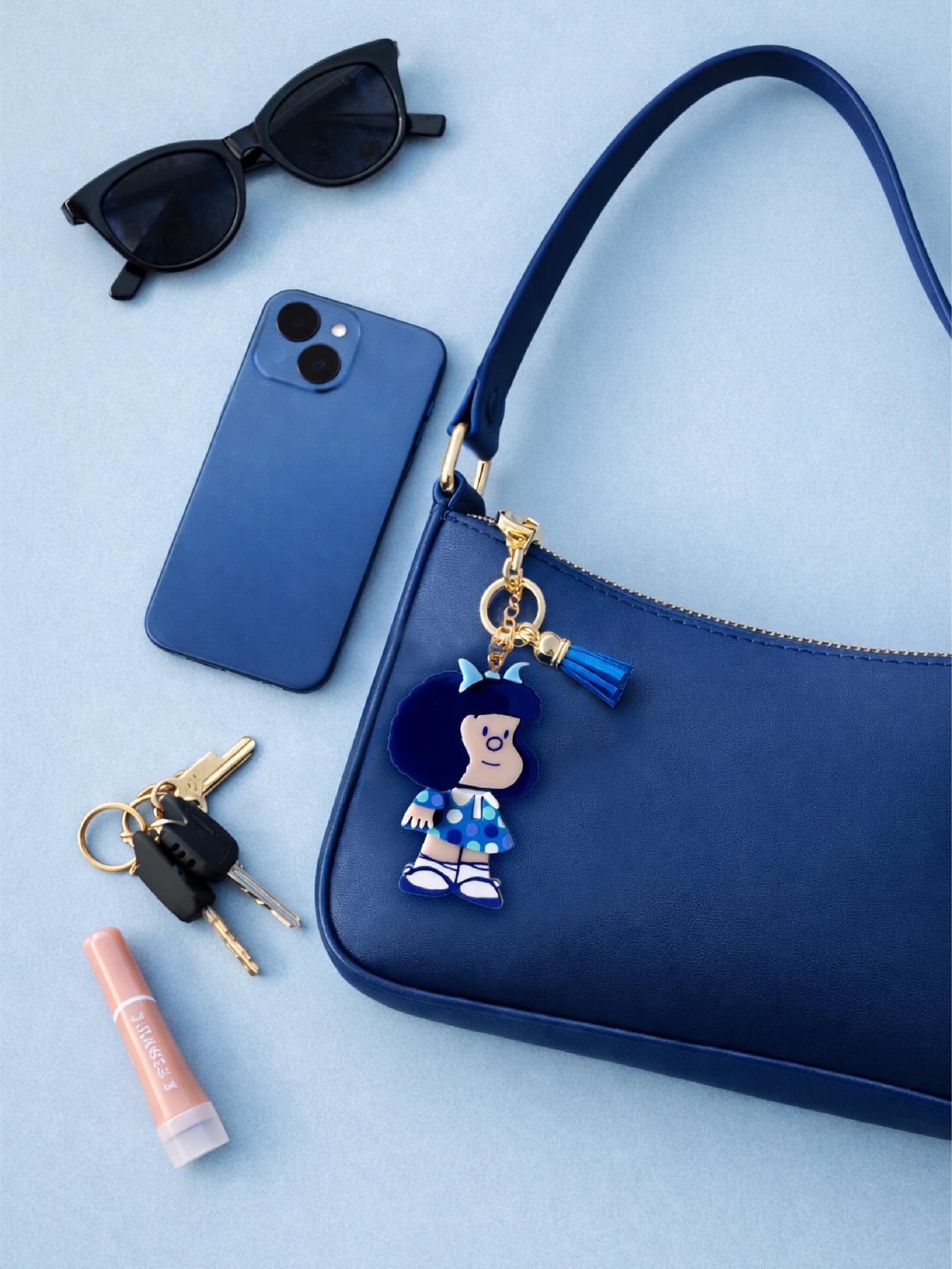 Llavero de Metacrilato Mafalda "Clásica Azul" – Edición Oficial