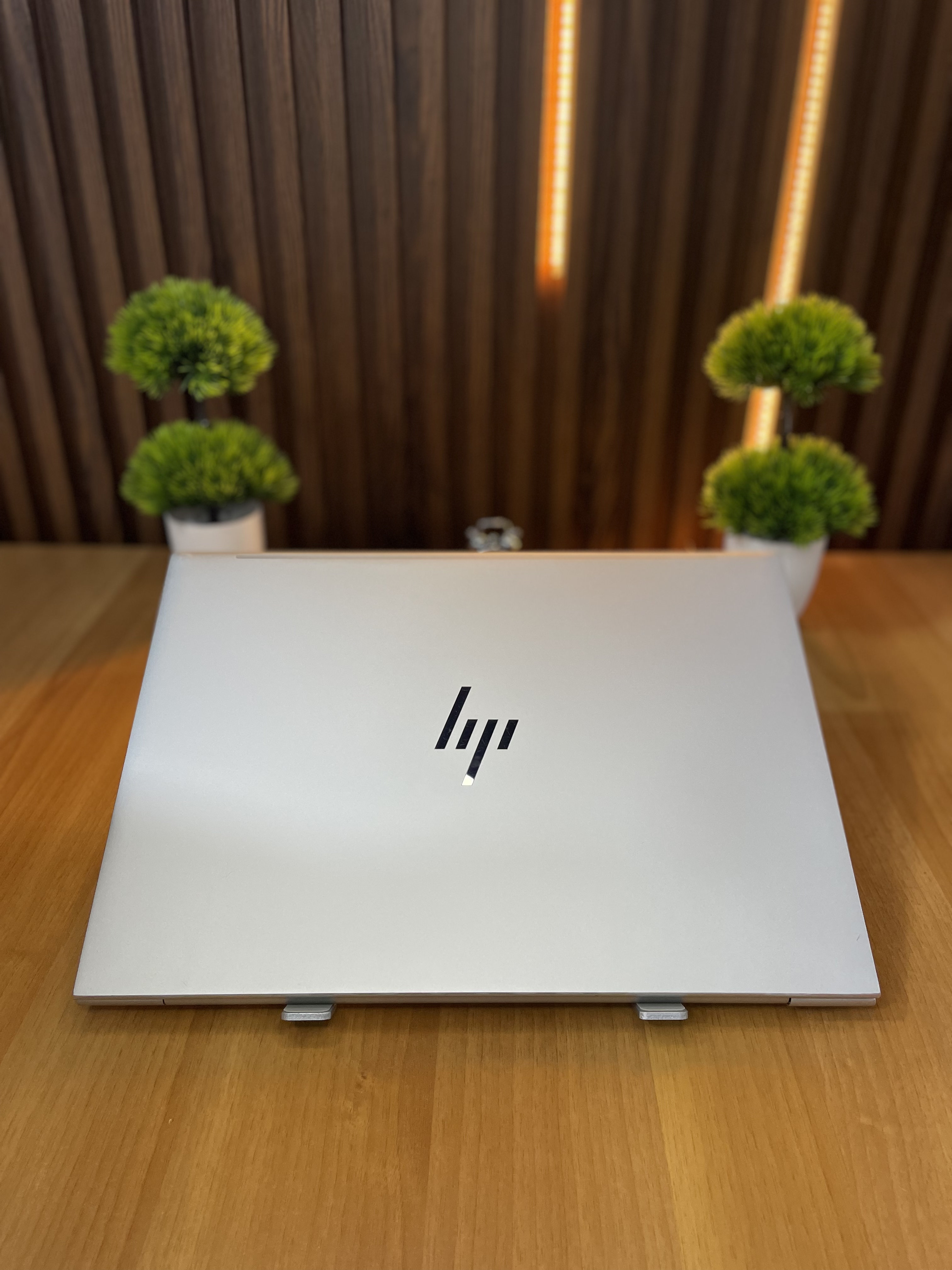 HP Elietebook 865 G10