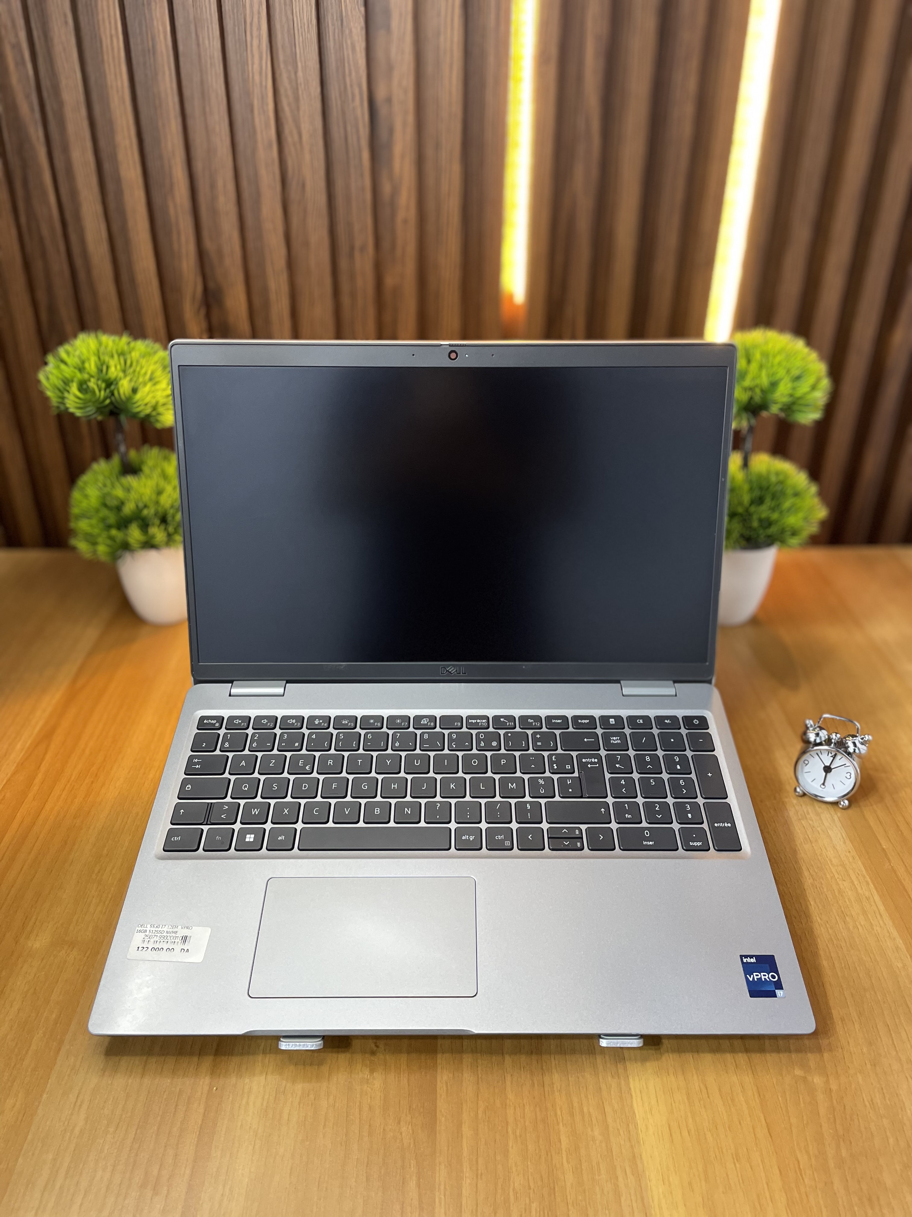 DELL Latitude 5530