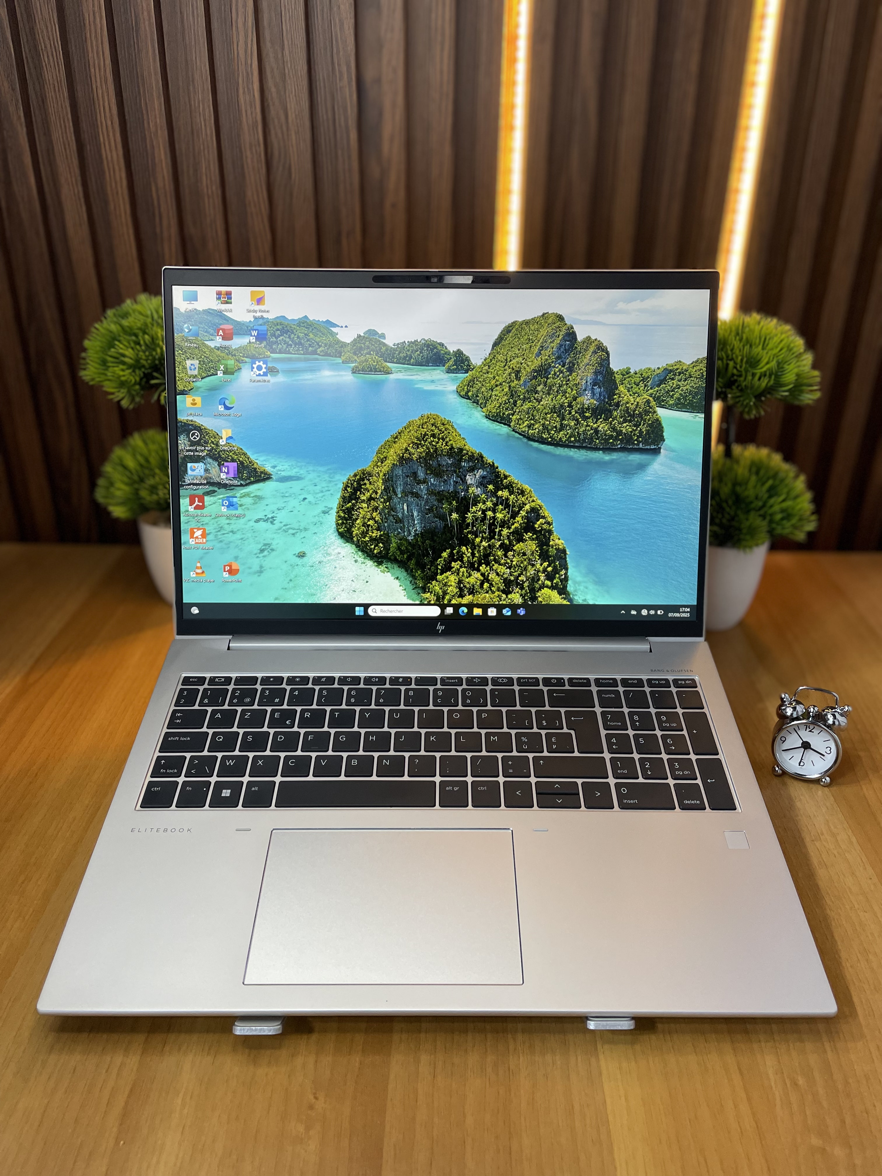 HP Elietebook 865 G10