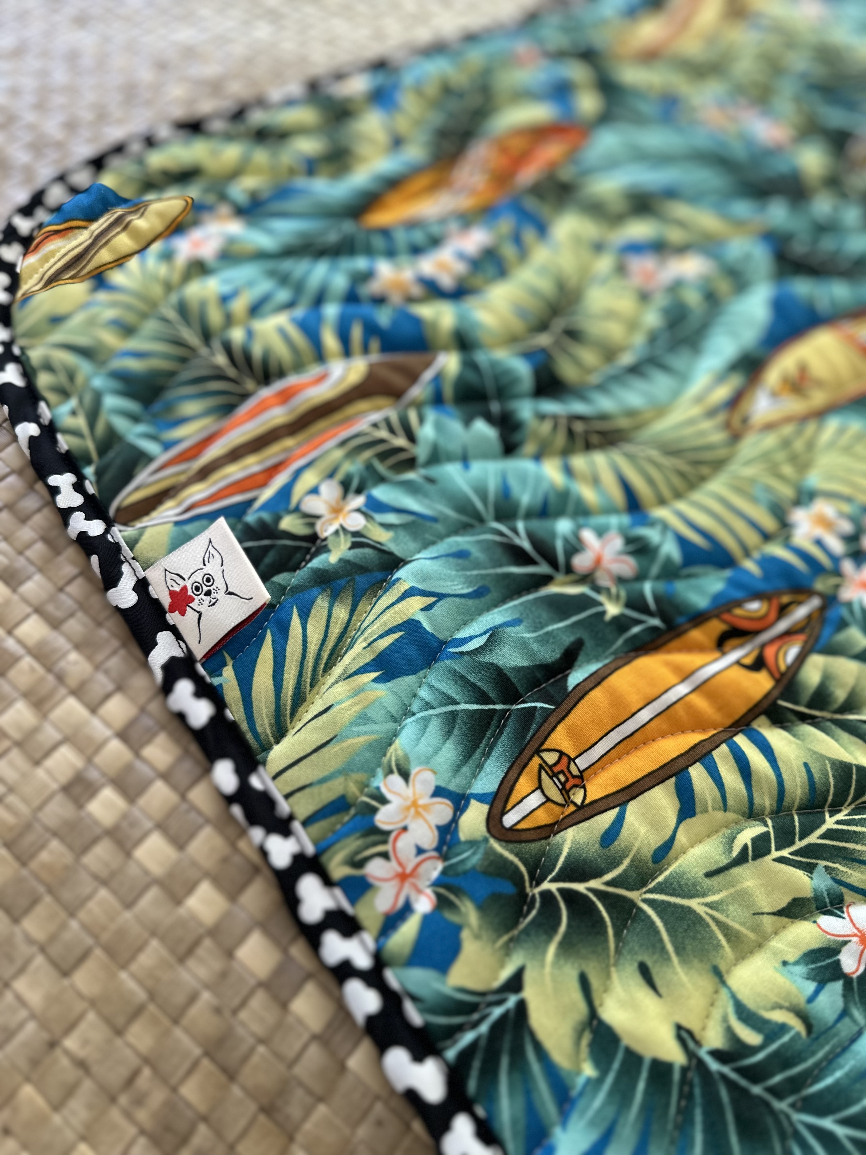 Barking Dog Blanket 'Hookipa' Dog Blanket Cat Blanket