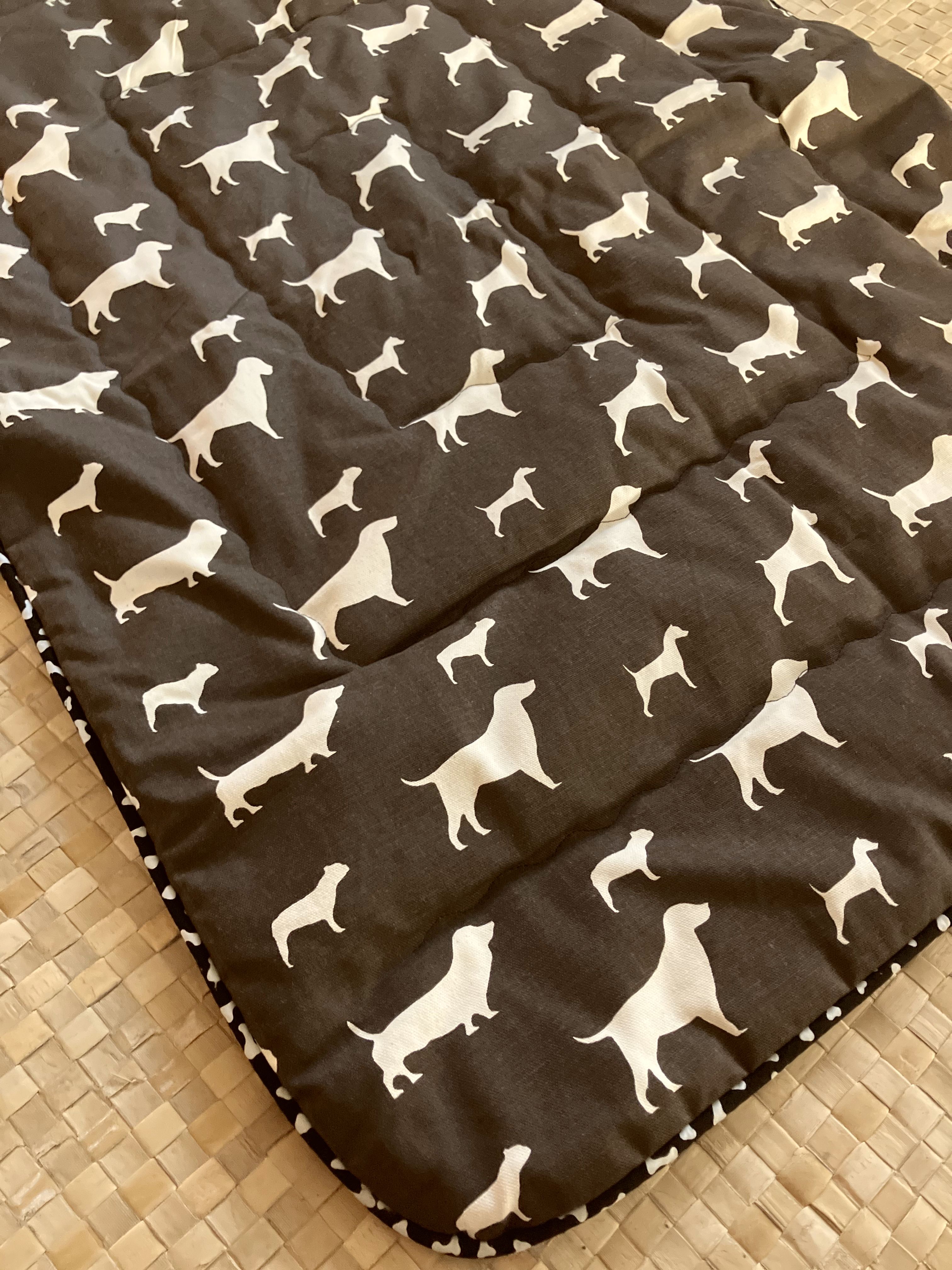 Brown Dog with Hawaiian Print Barking Dog Blanket