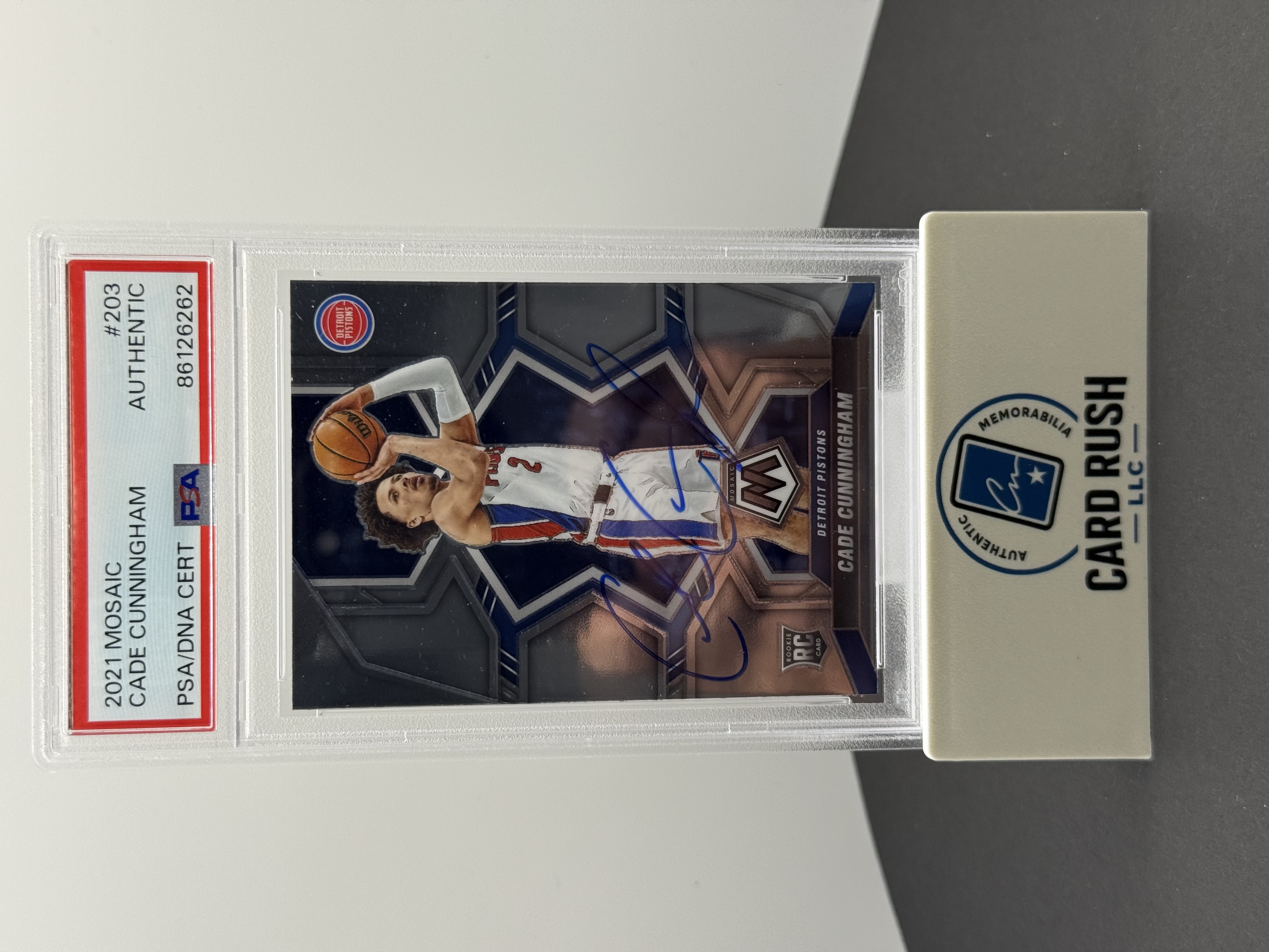 2021-22 Mosaic Cade Cunningham Autographed Rookie Card
