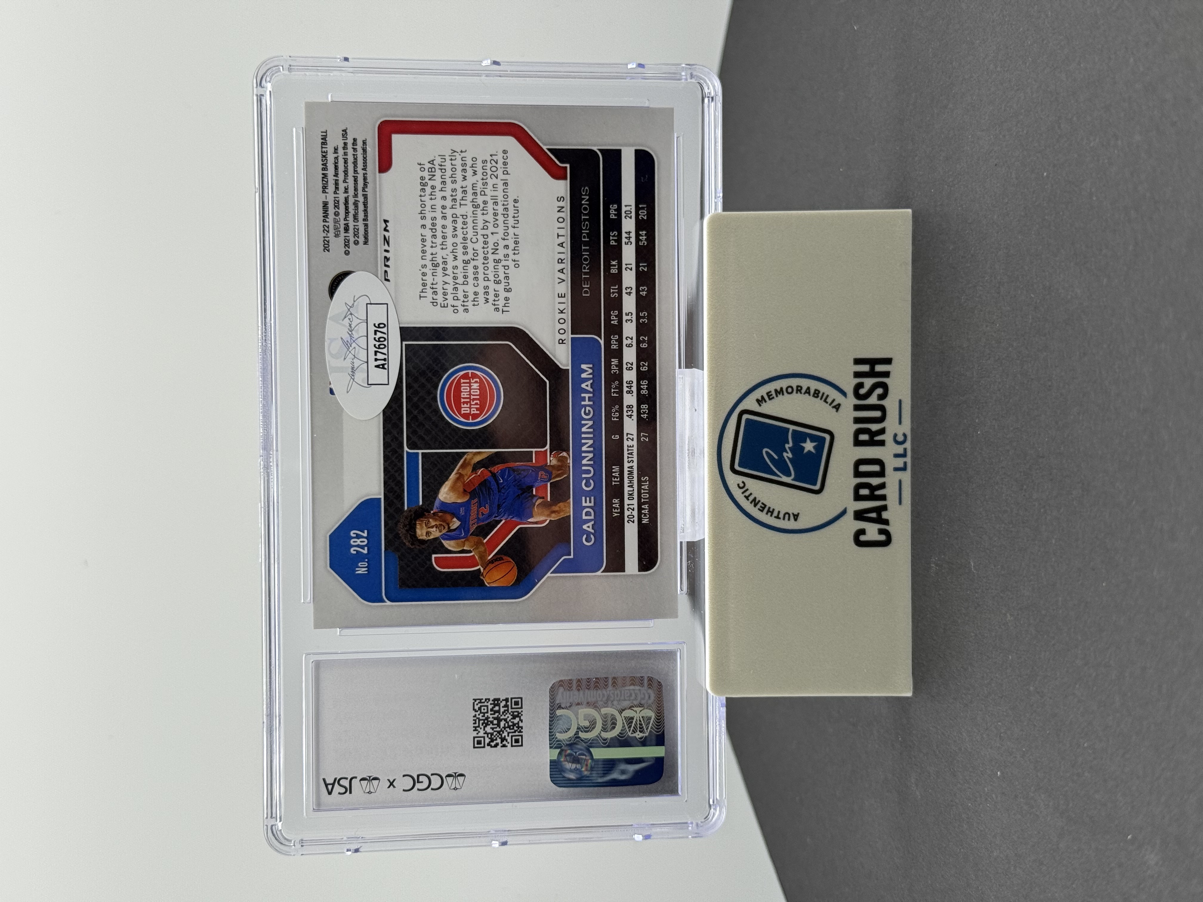 2021-22 Panini Prizm Cade Cunningham Fast Break Variation Autographed Card