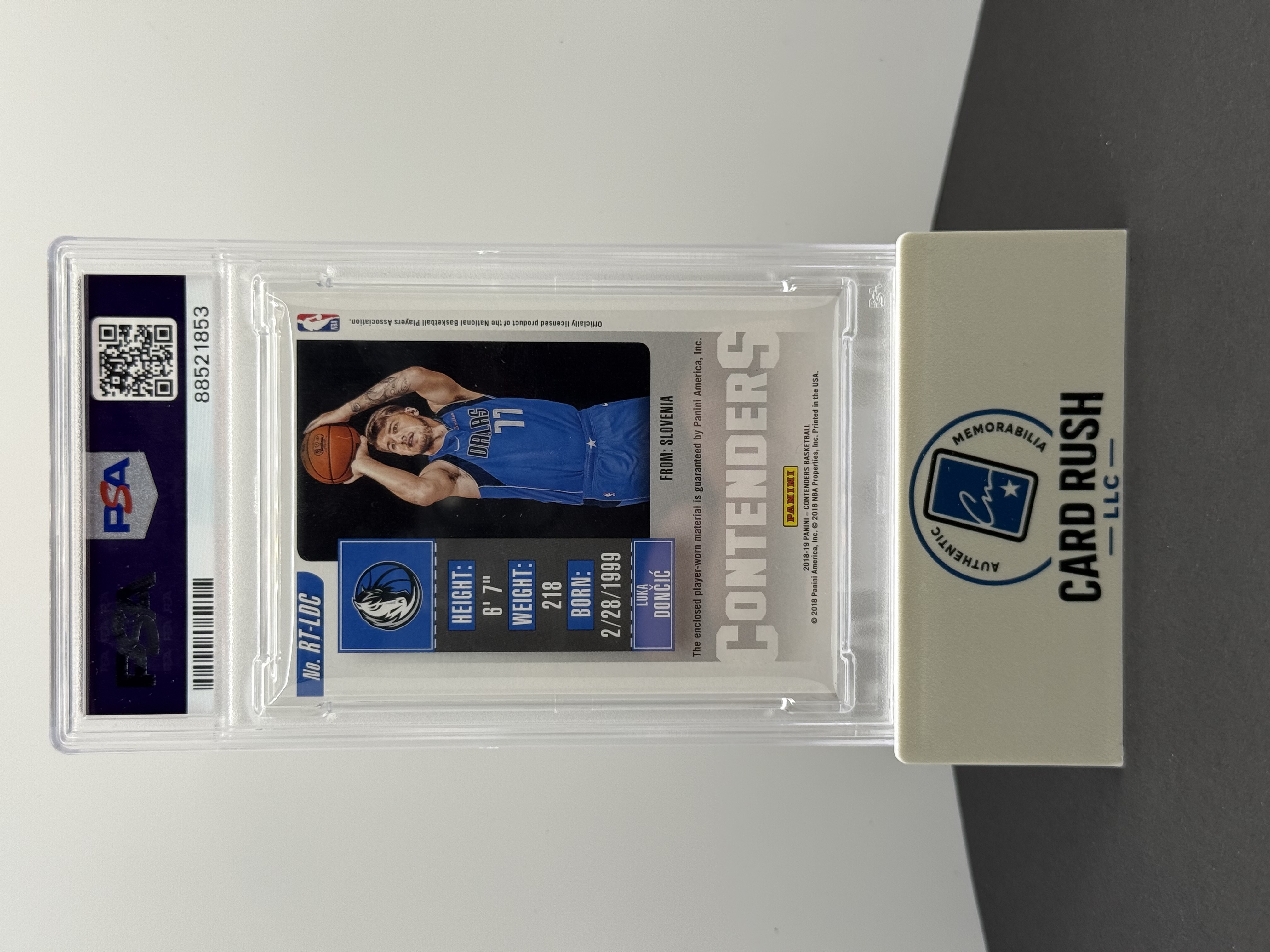 2018 Panini Contenders Luka Dončić Rookie Ticket Swatches Card