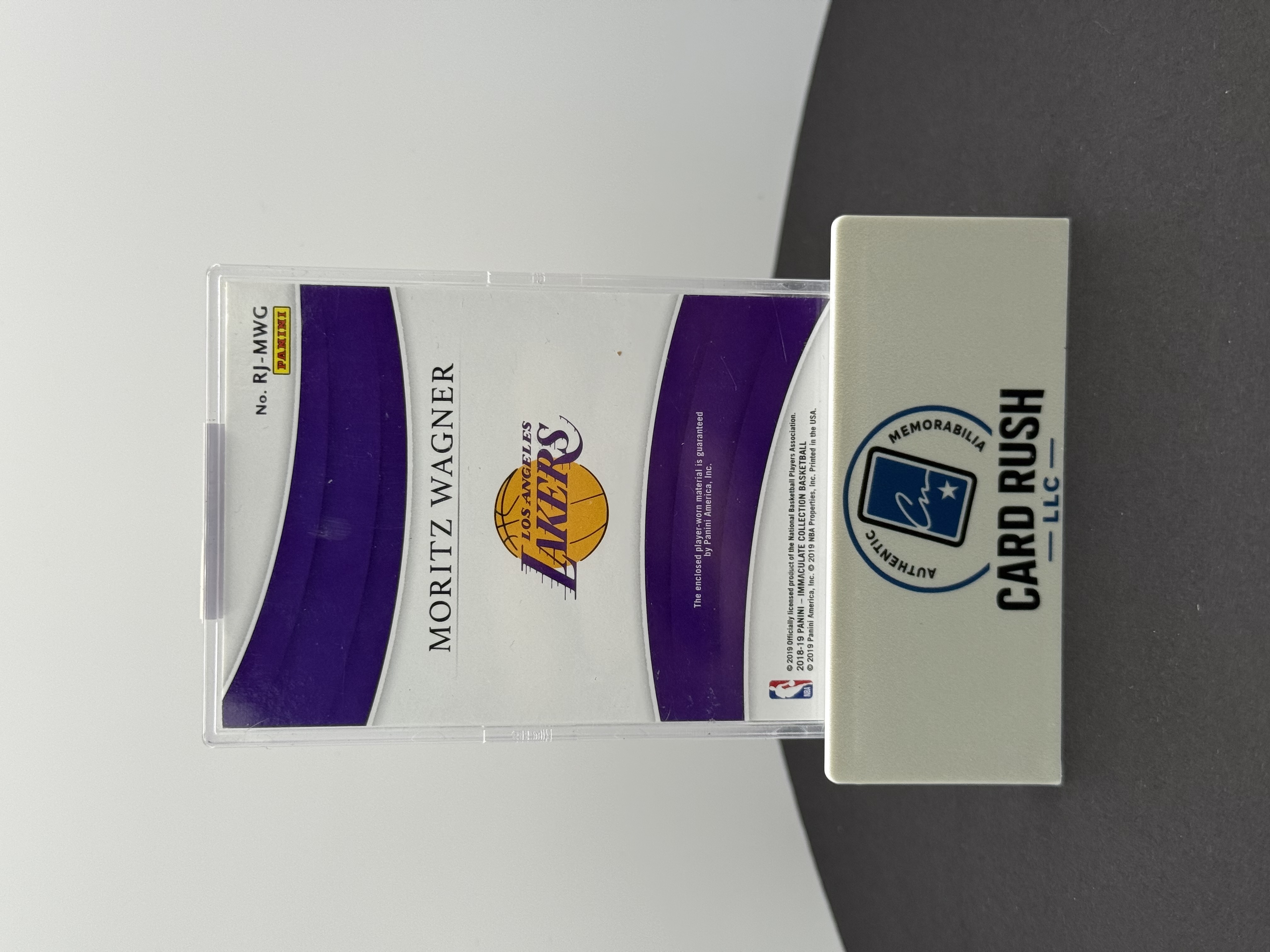 2018-19 Panini Immaculate Collection Memorabilia Basketball Trading Card - Moritz Wagner