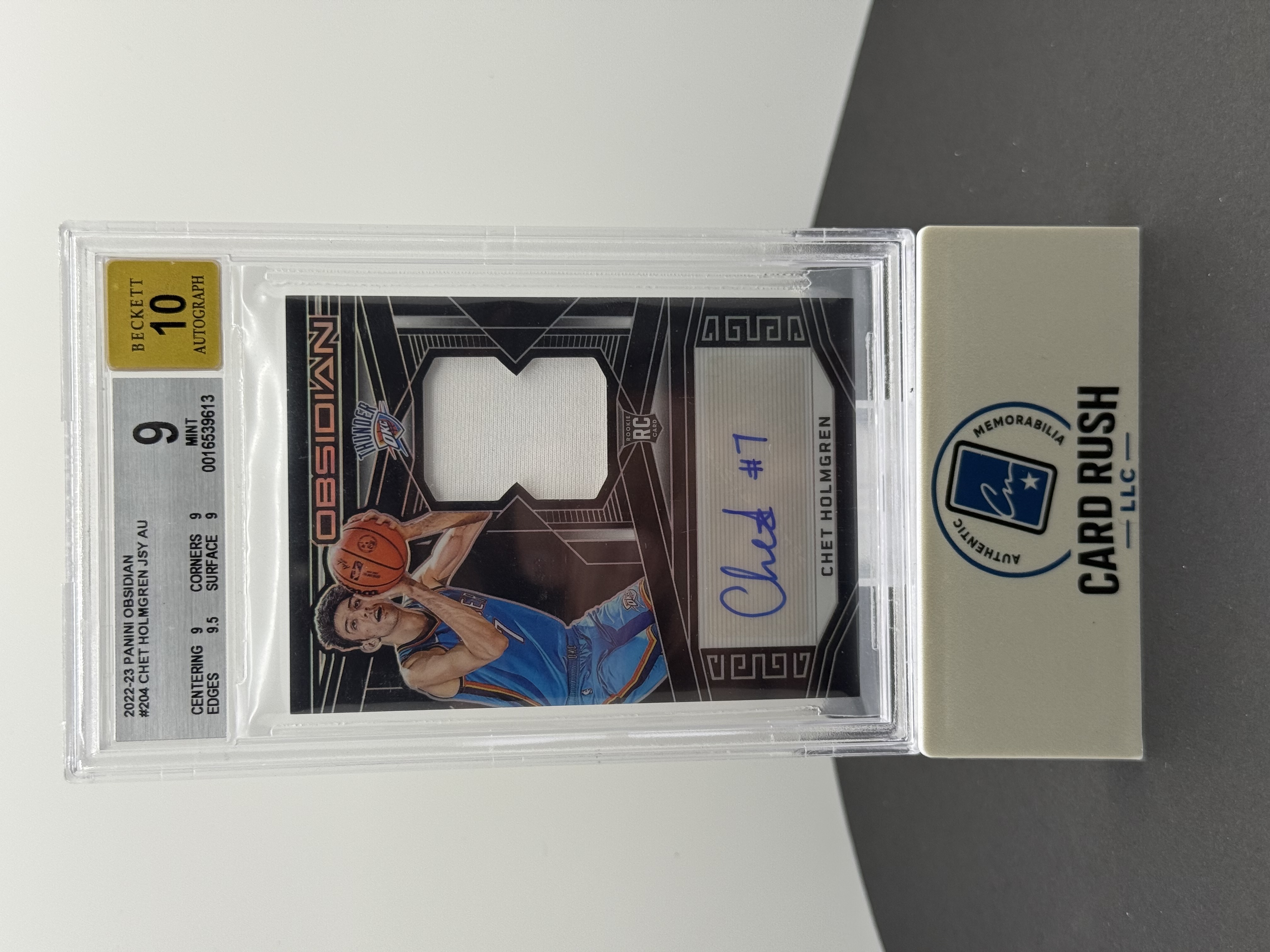 2022 Panini Obsidian Basketball Chet Holmgren Rookie Patch Autograph Card
