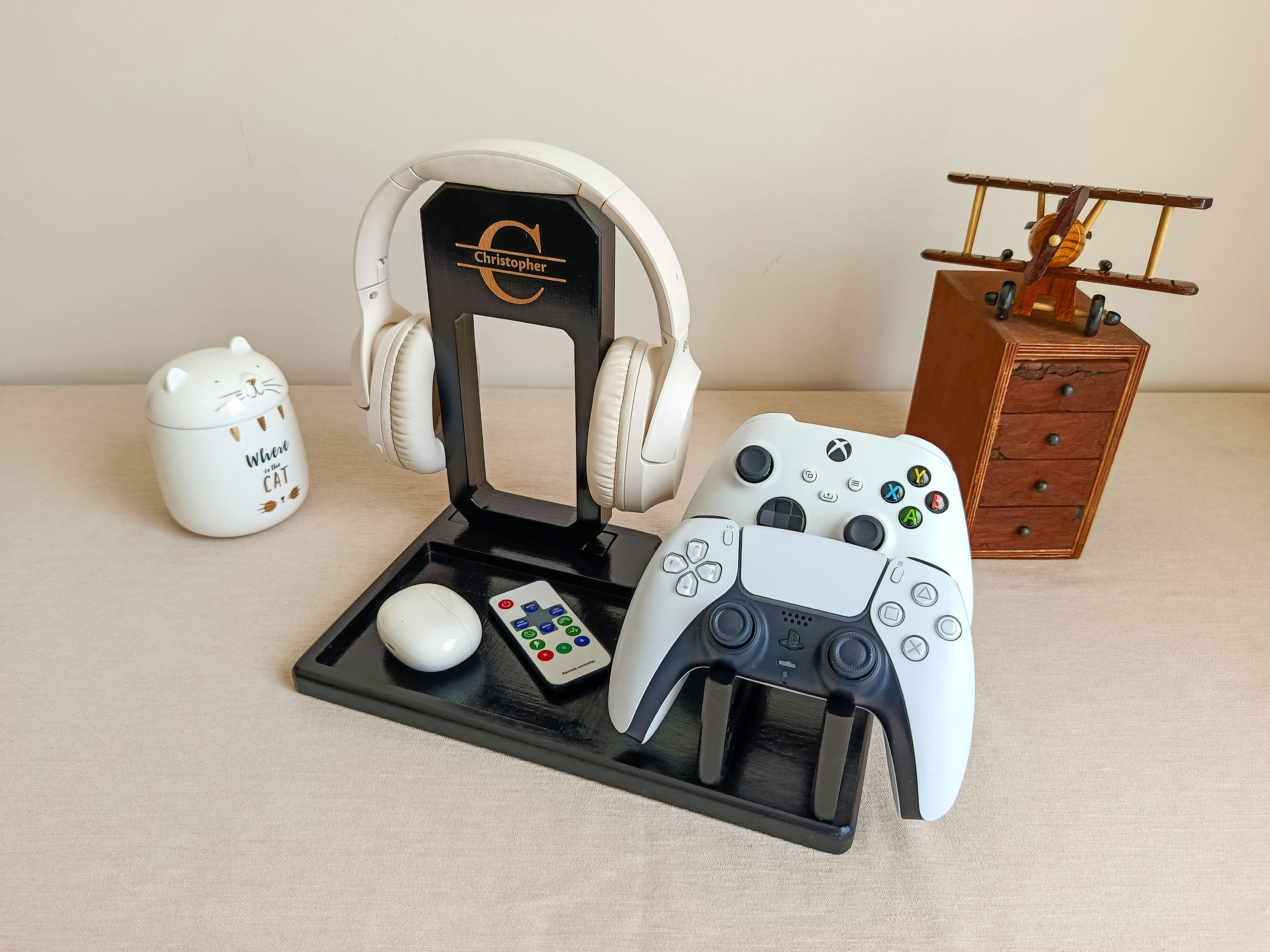 Custom Headphone and Controller Holder, Gift for Men, Personalized Gamer Stand, Boyfriend Gift, Fathers or Valentines Day Present