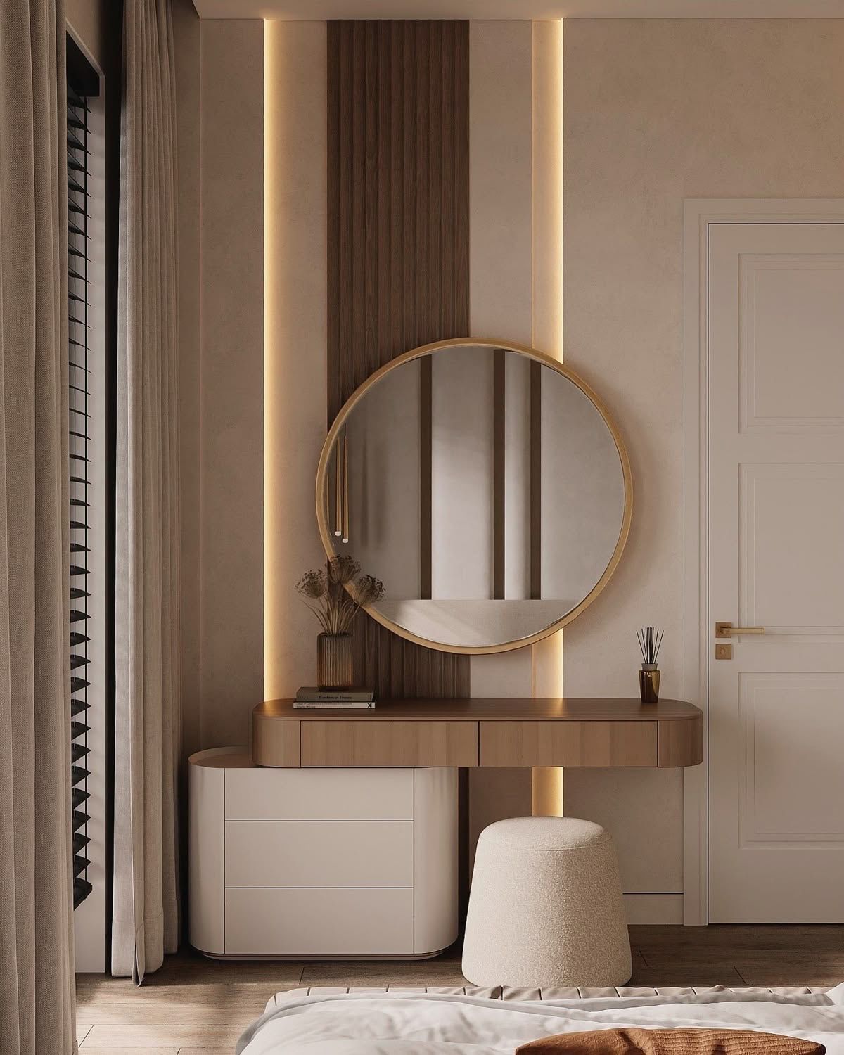 Regal Dressing Table with Mirror