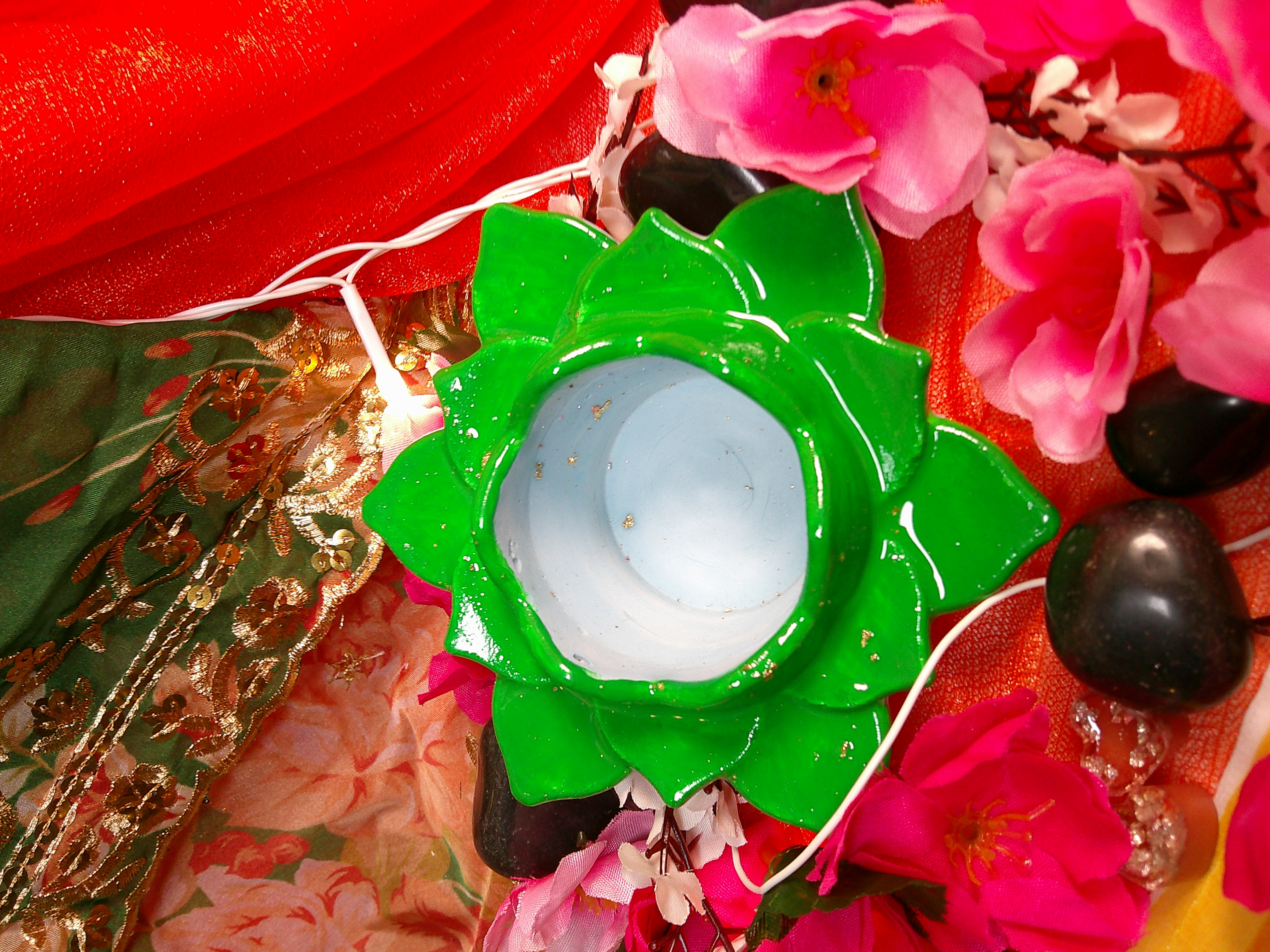 Green Lotus-Shaped Lamp(Diya)